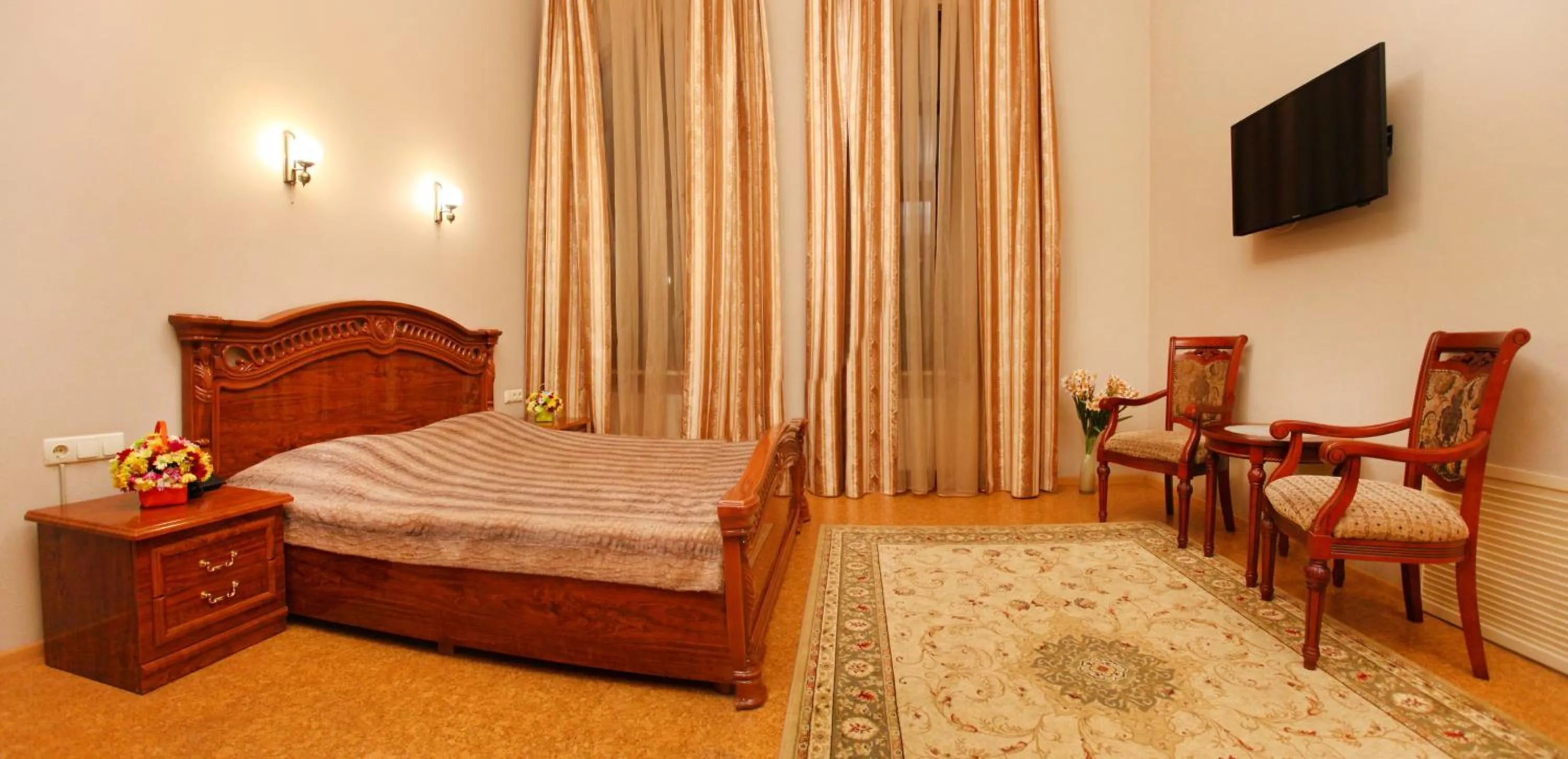 Bed in Ekaterina Hotel