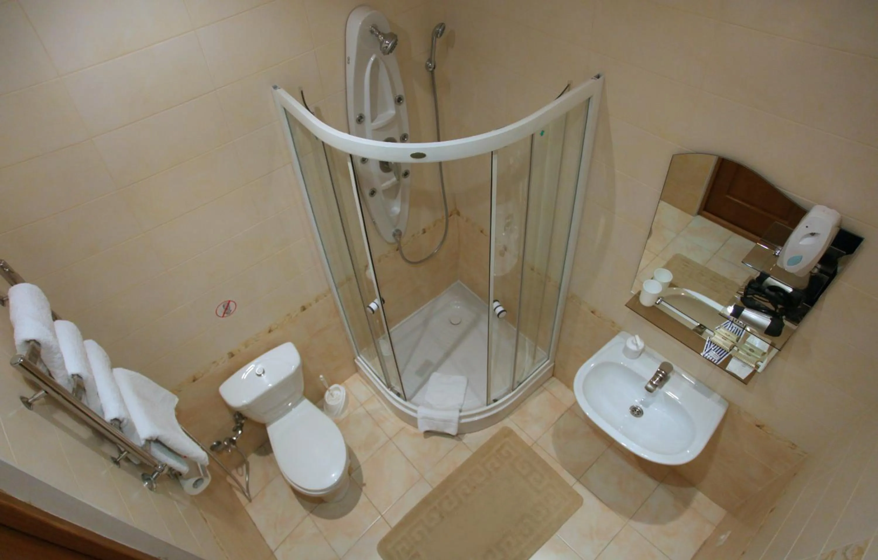 Shower in Ekaterina Hotel