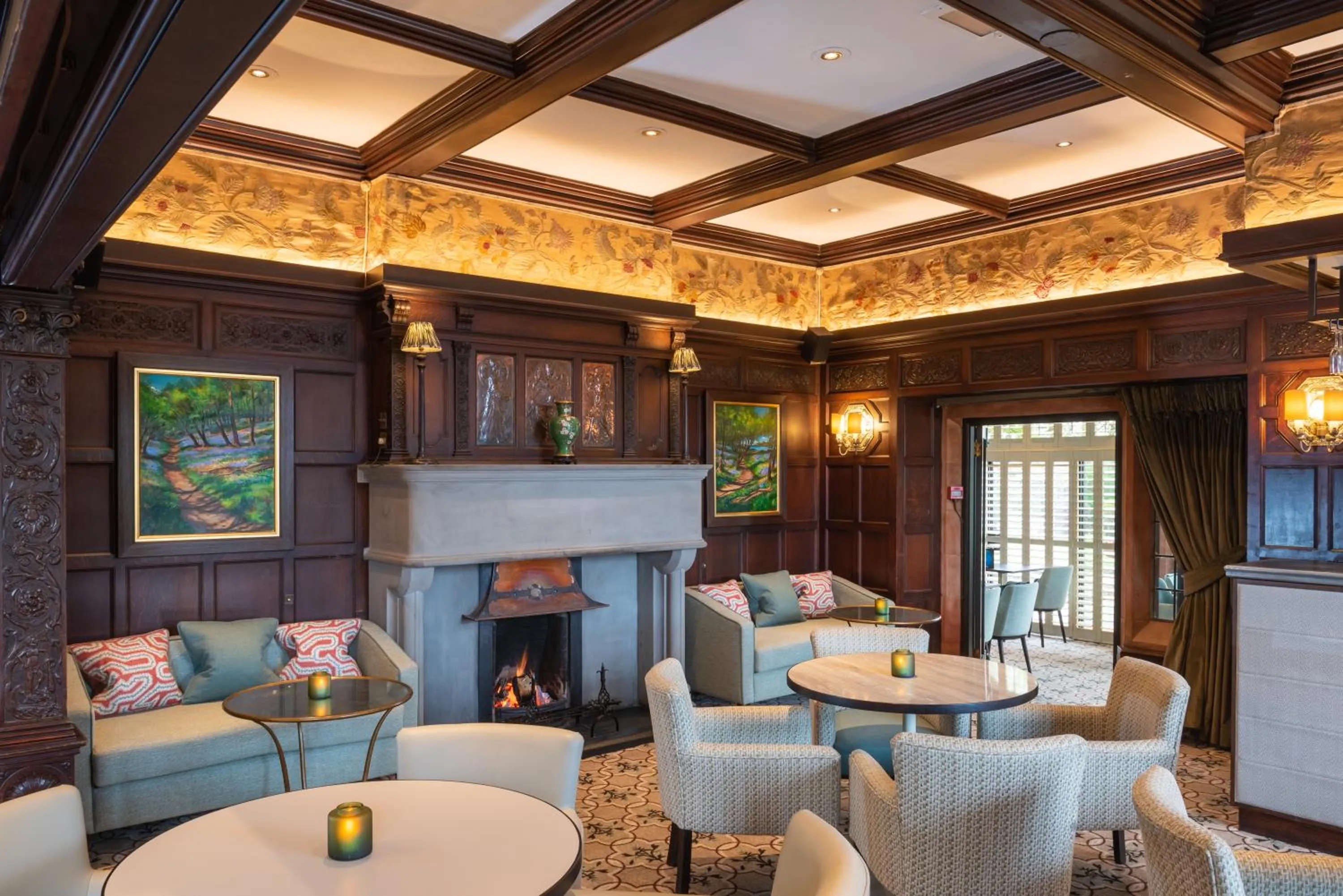 Restaurant/places to eat in Piersland House