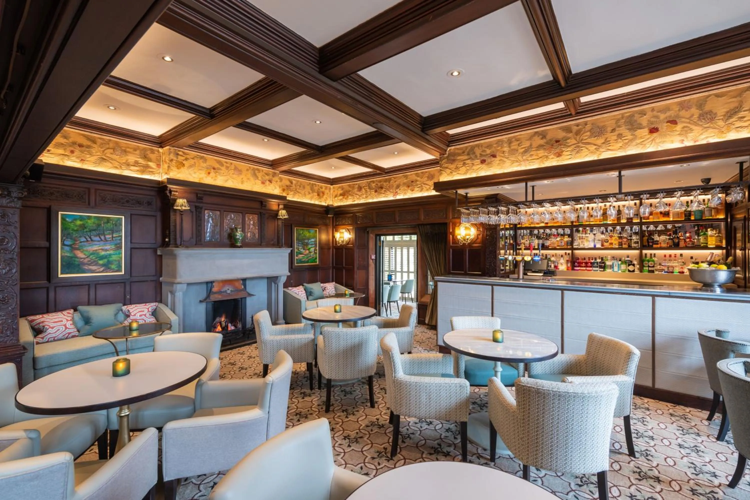 Restaurant/places to eat in Piersland House