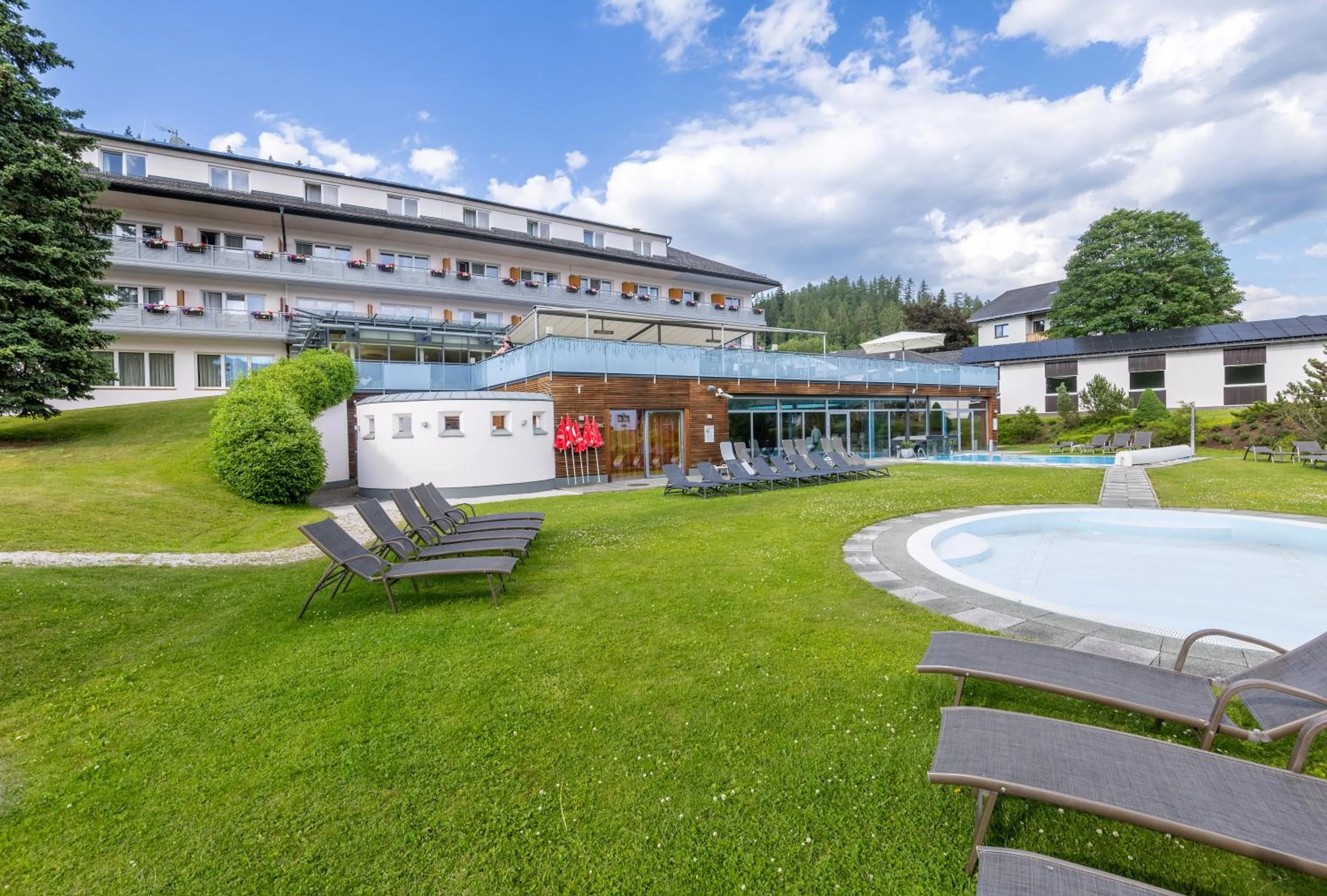 Property building in Hotel-Restaurant Grimmingblick