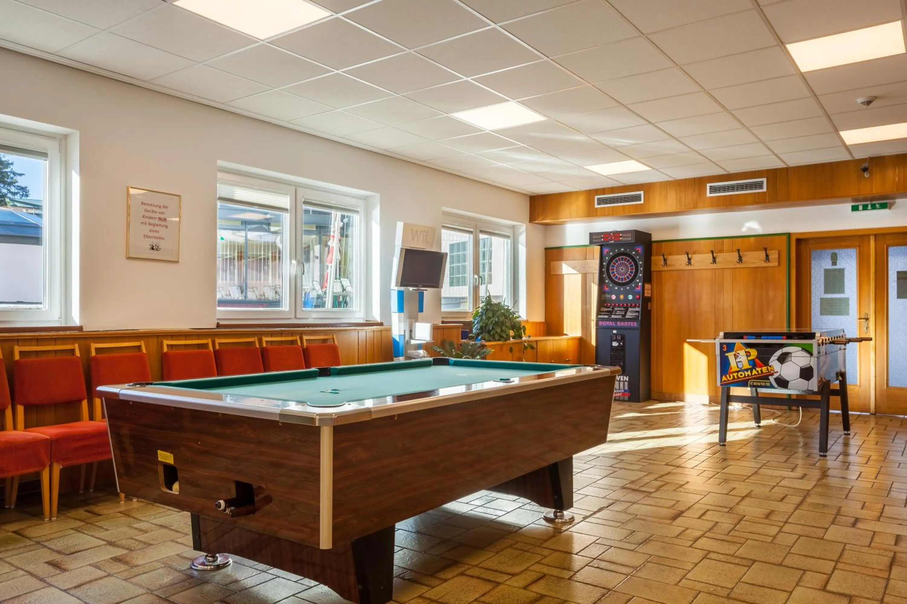 Game Room in Hotel-Restaurant Grimmingblick