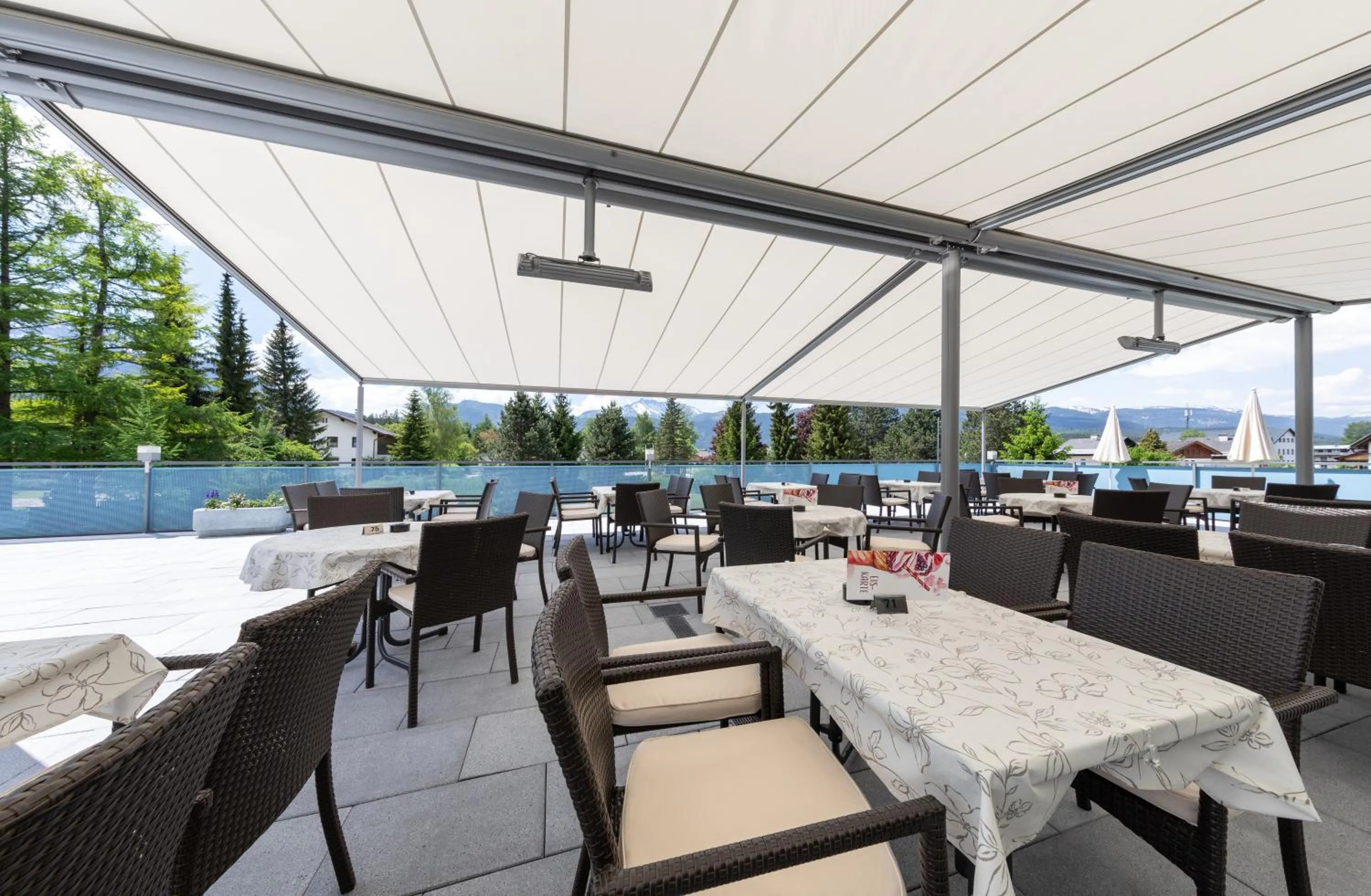 Balcony/Terrace in Hotel-Restaurant Grimmingblick