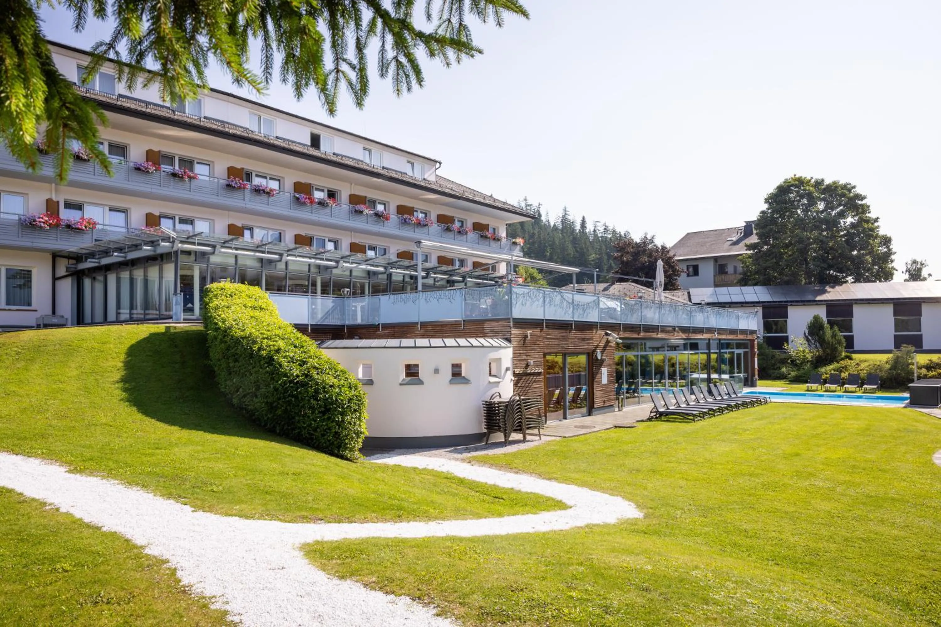 Property building in Hotel-Restaurant Grimmingblick