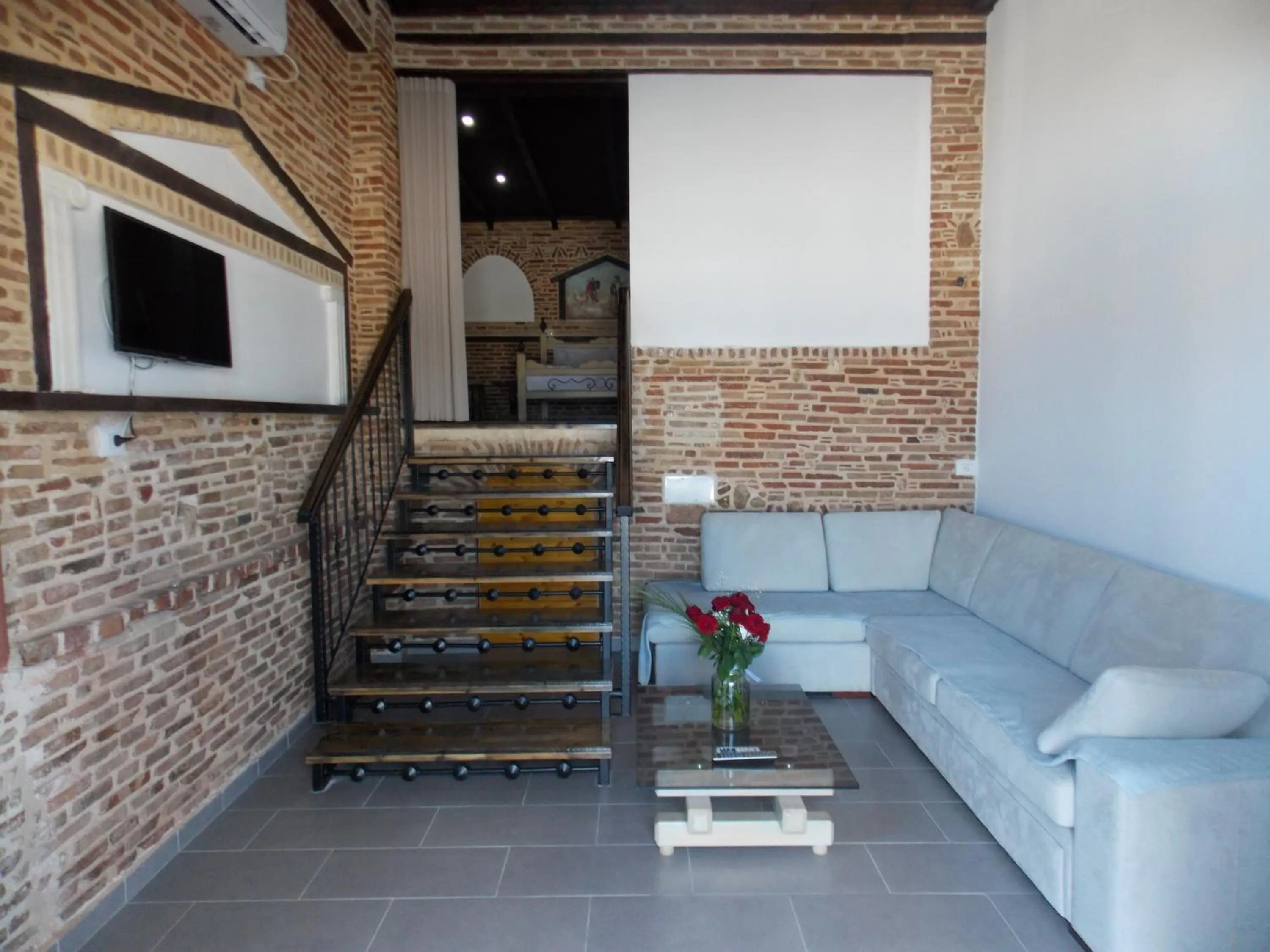 Living room in Sunset Suites