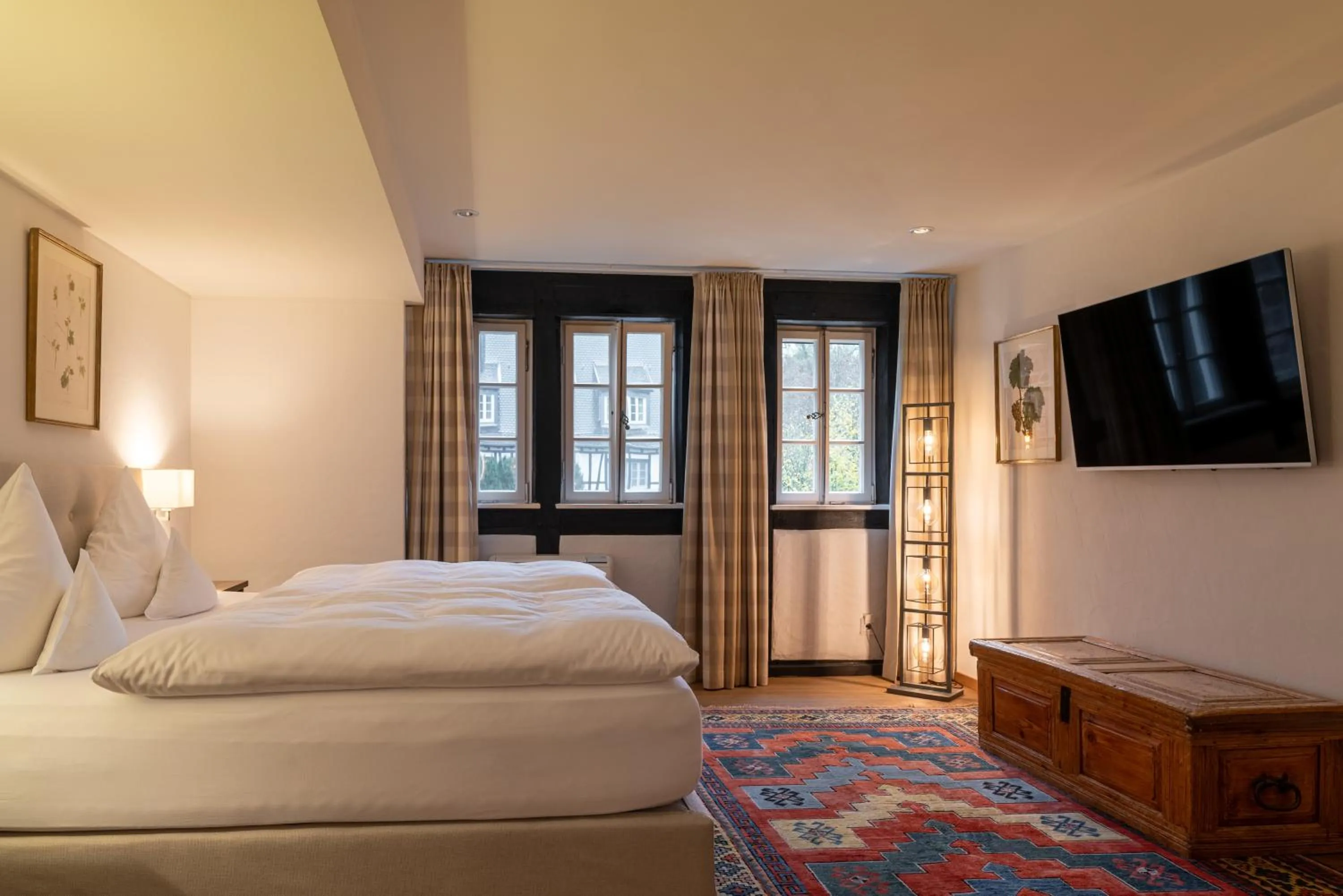 TV and multimedia, Bed in Neumühle Resort & Spa