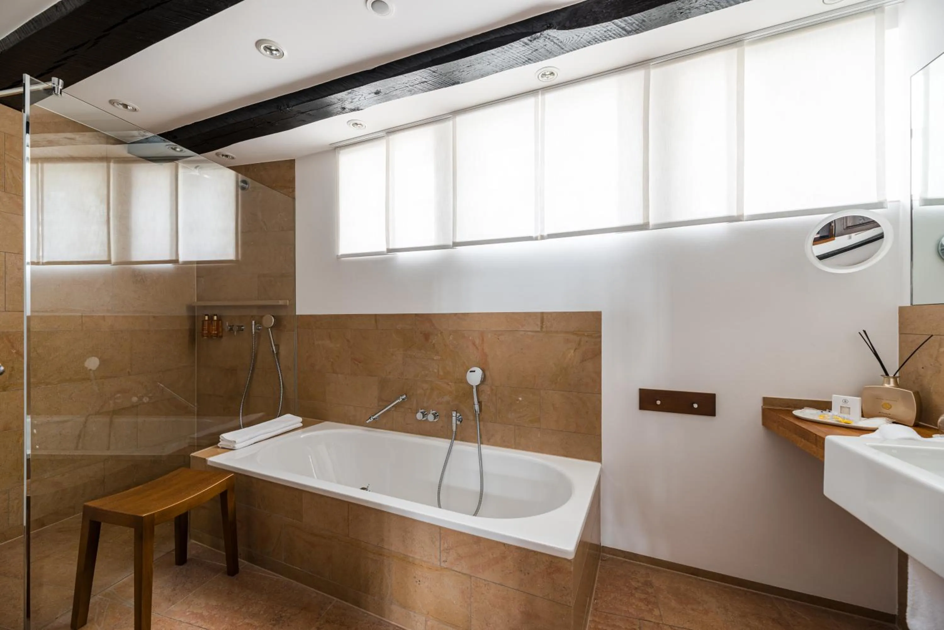 Bath in Neumühle Resort & Spa