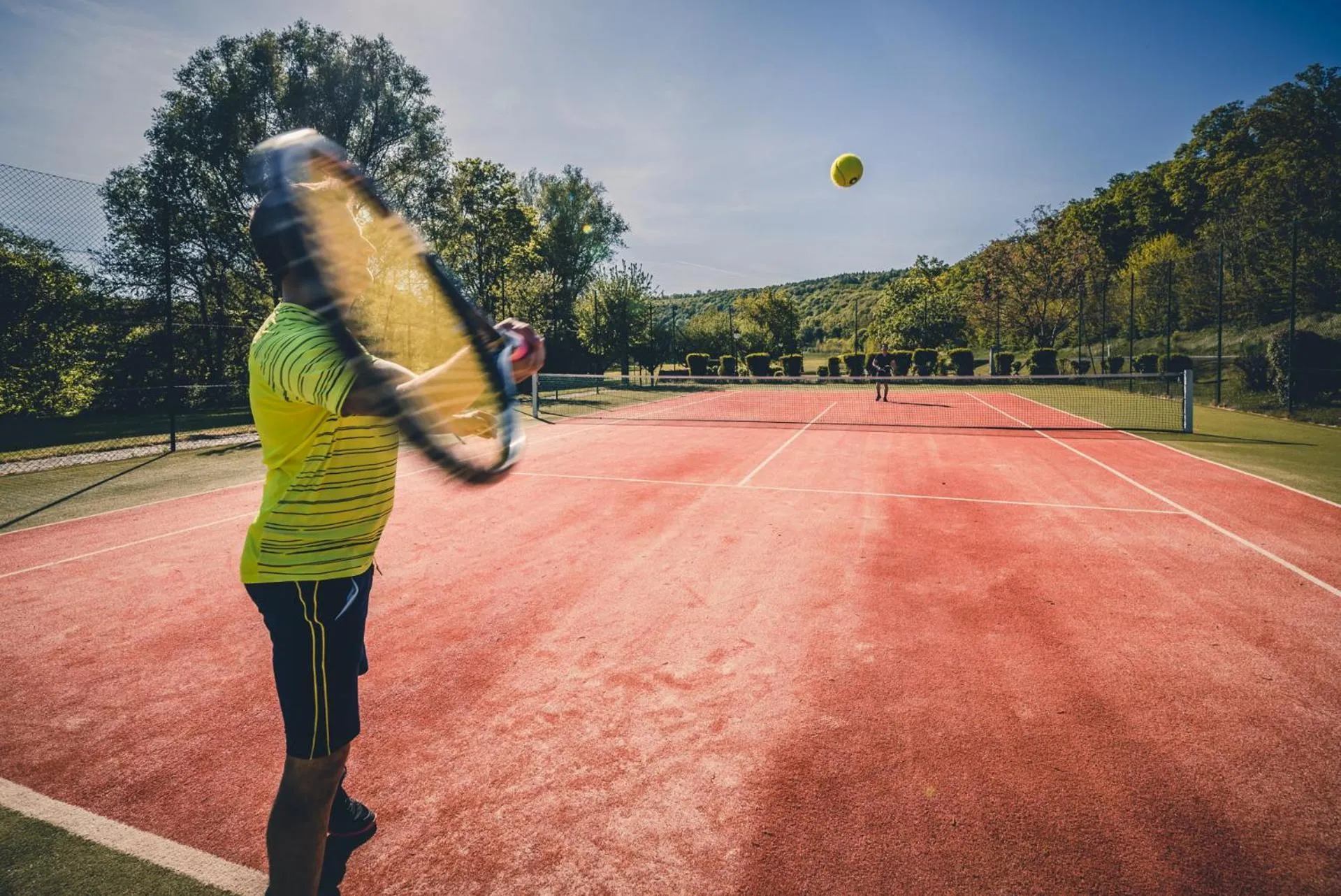 Tennis court in Neumühle Resort & Spa