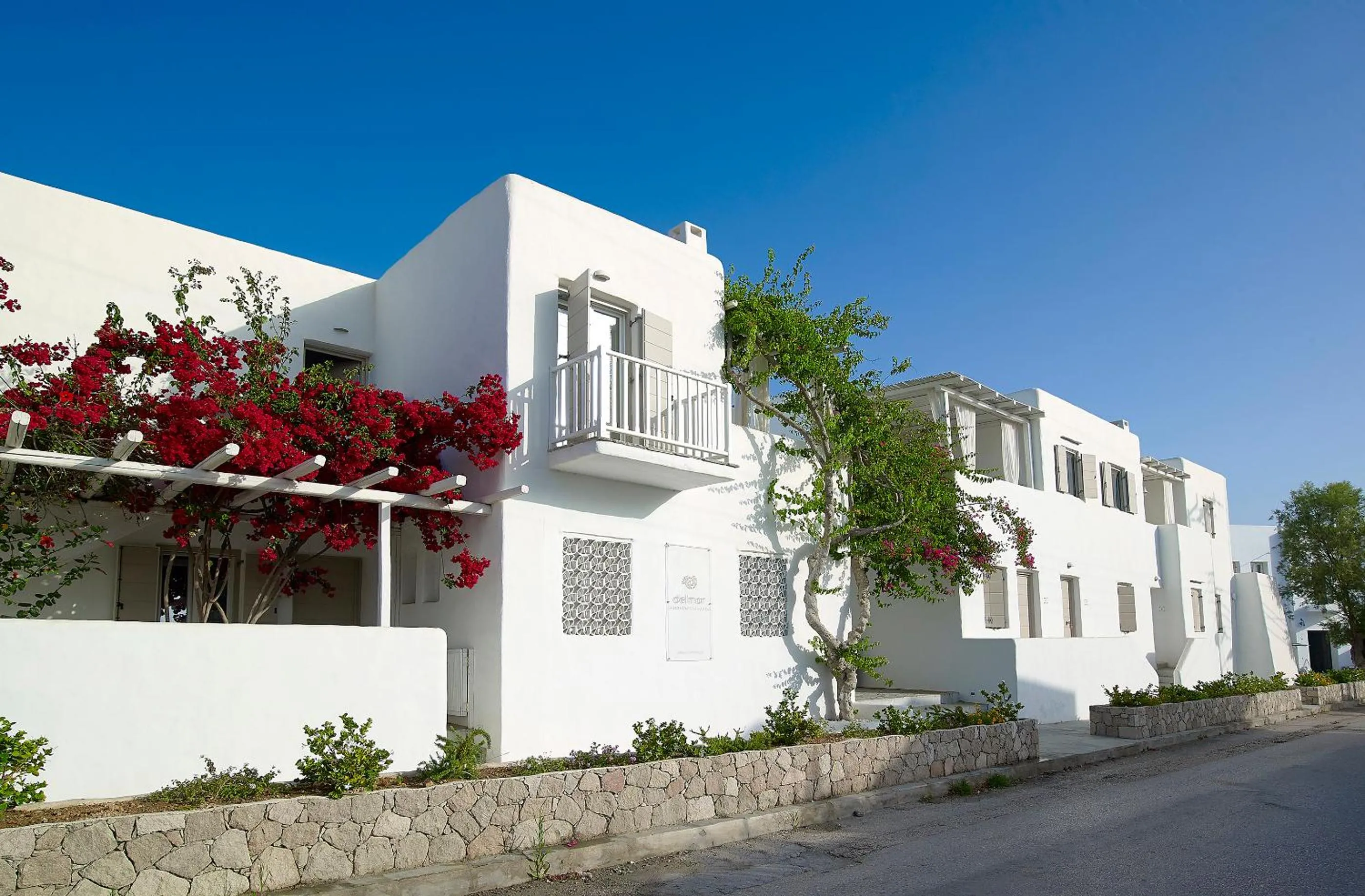 Property building in Delmar Apartments & Suites Milos - Delmar Collection