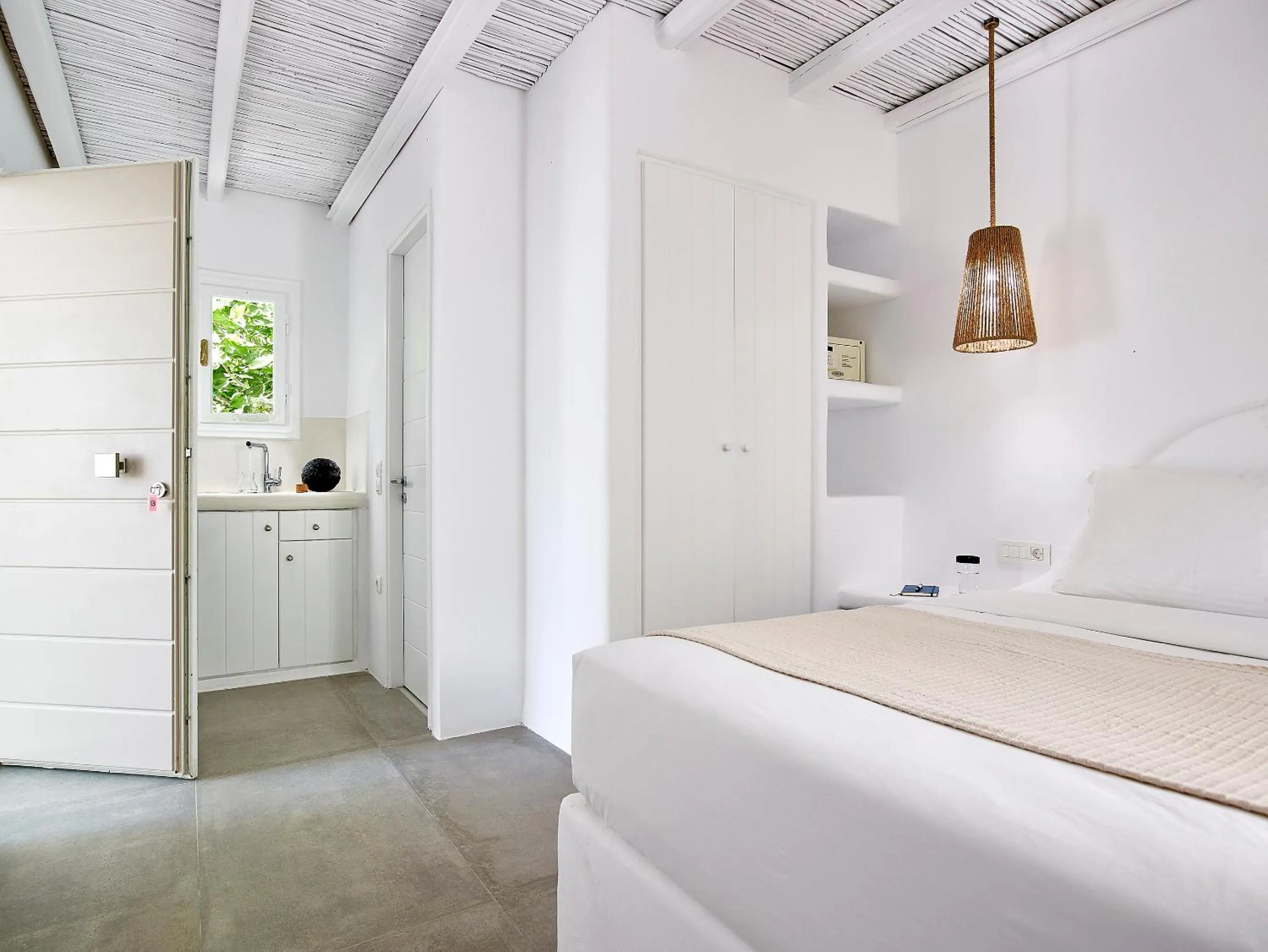 Kitchen or kitchenette in Delmar Apartments & Suites Milos - Delmar Collection