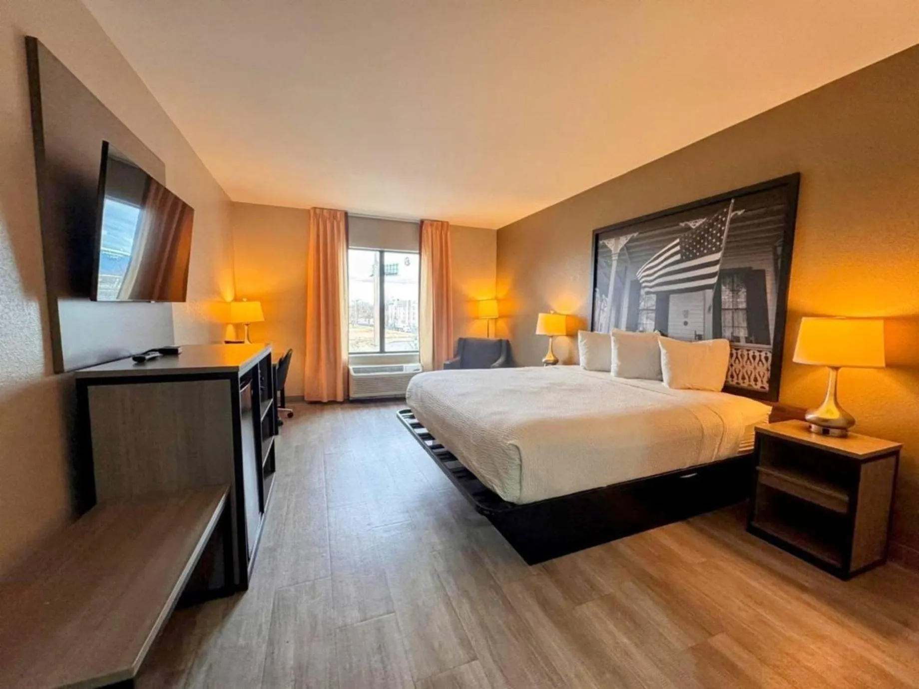 Bedroom, Bed in Super 8 by Wyndham Pennsville/Wilmington