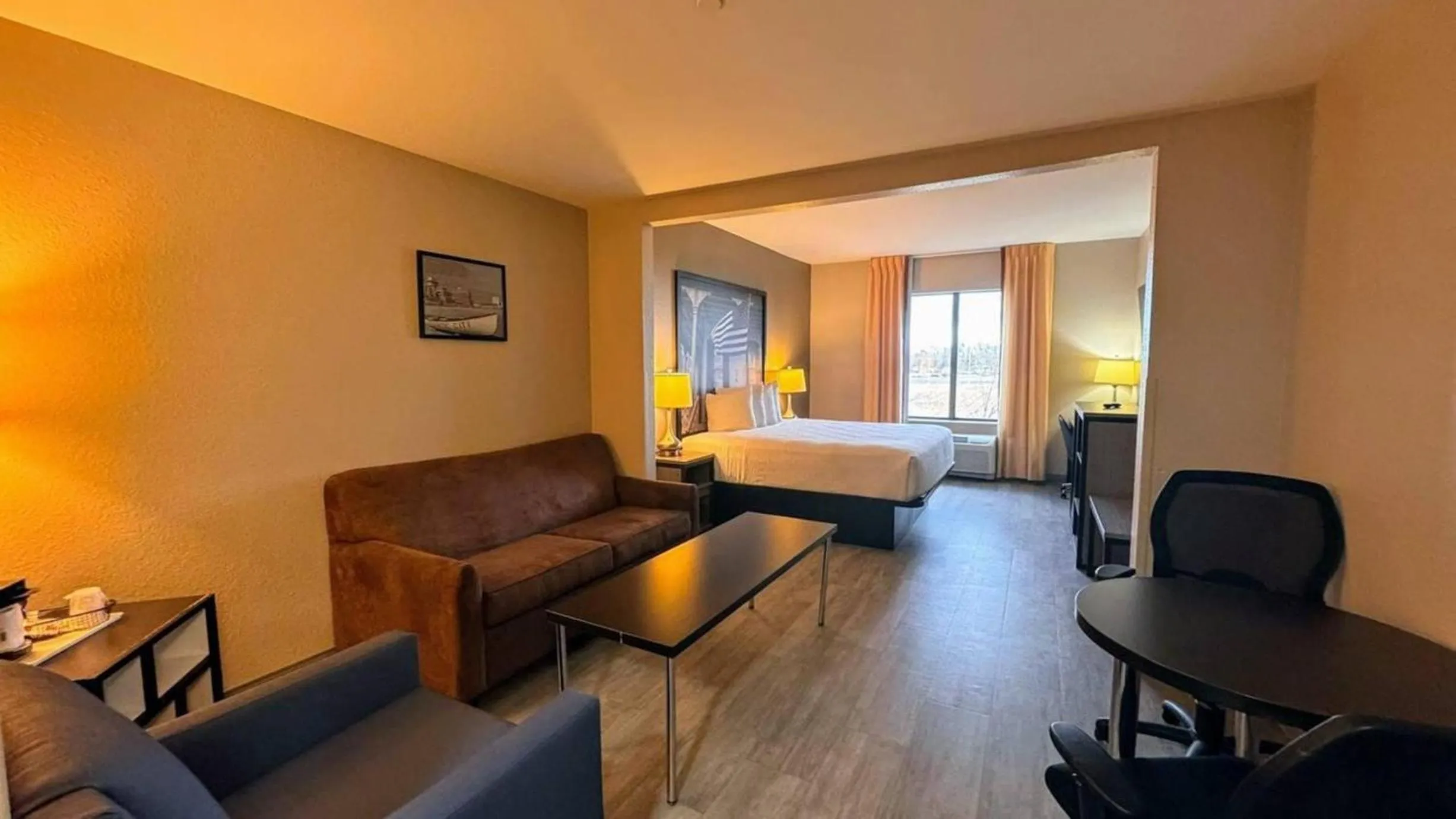 View (from property/room), Bed in Super 8 by Wyndham Pennsville/Wilmington