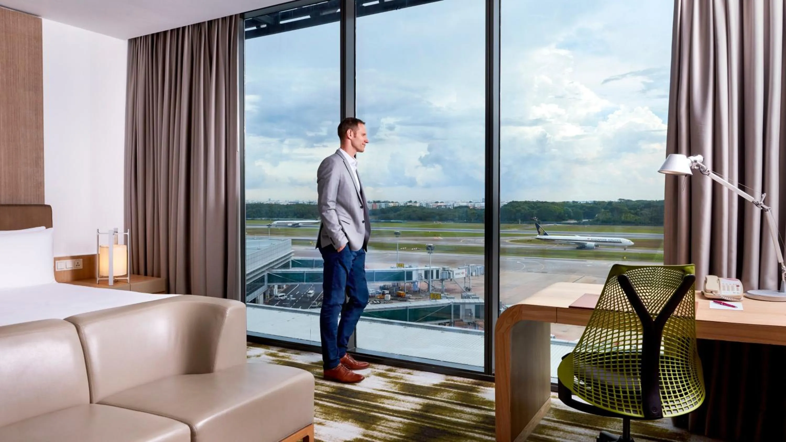 Photo of the whole room in Crowne Plaza Changi Airport by IHG