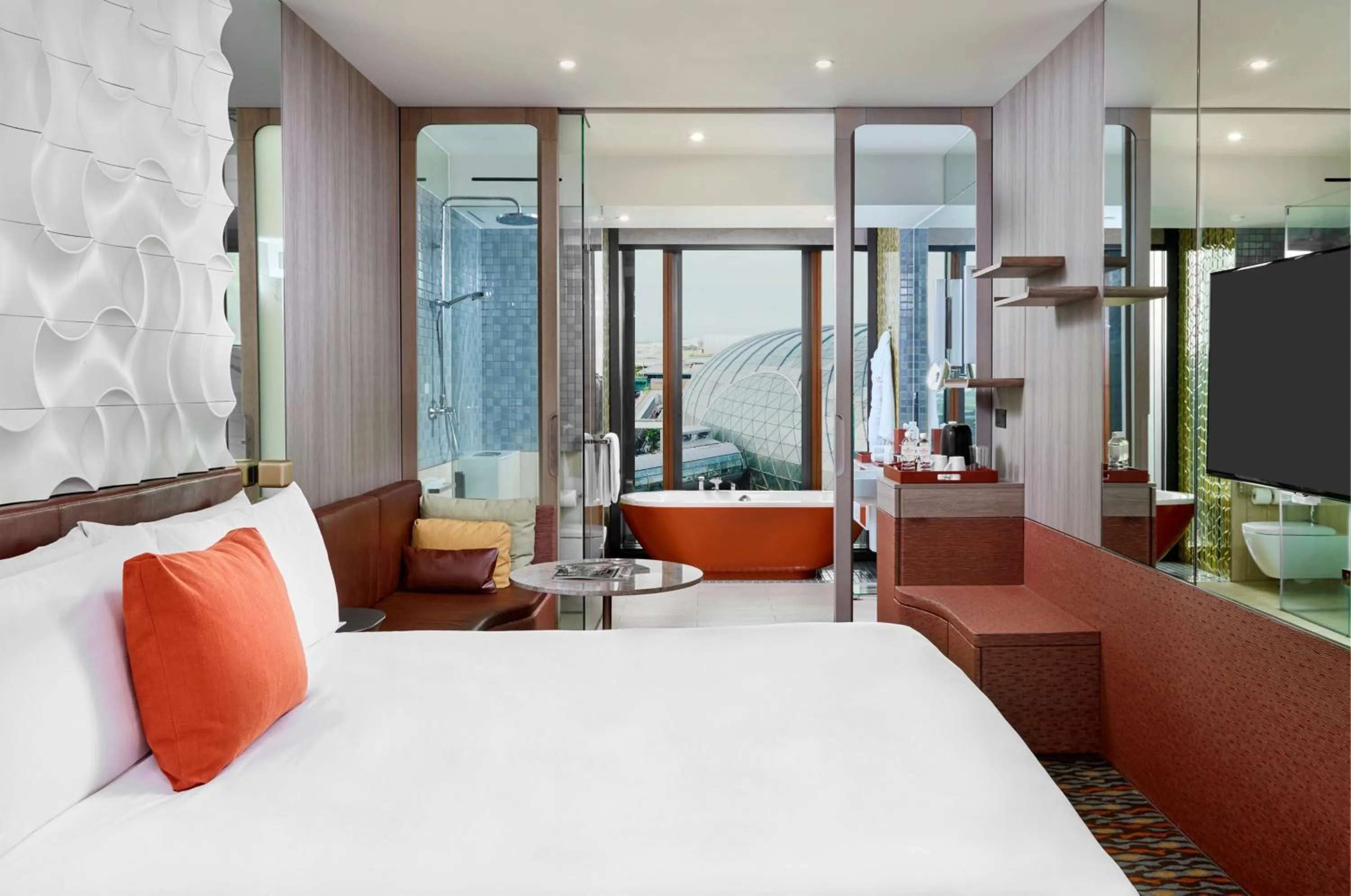 Photo of the whole room, Bed in Crowne Plaza Changi Airport by IHG