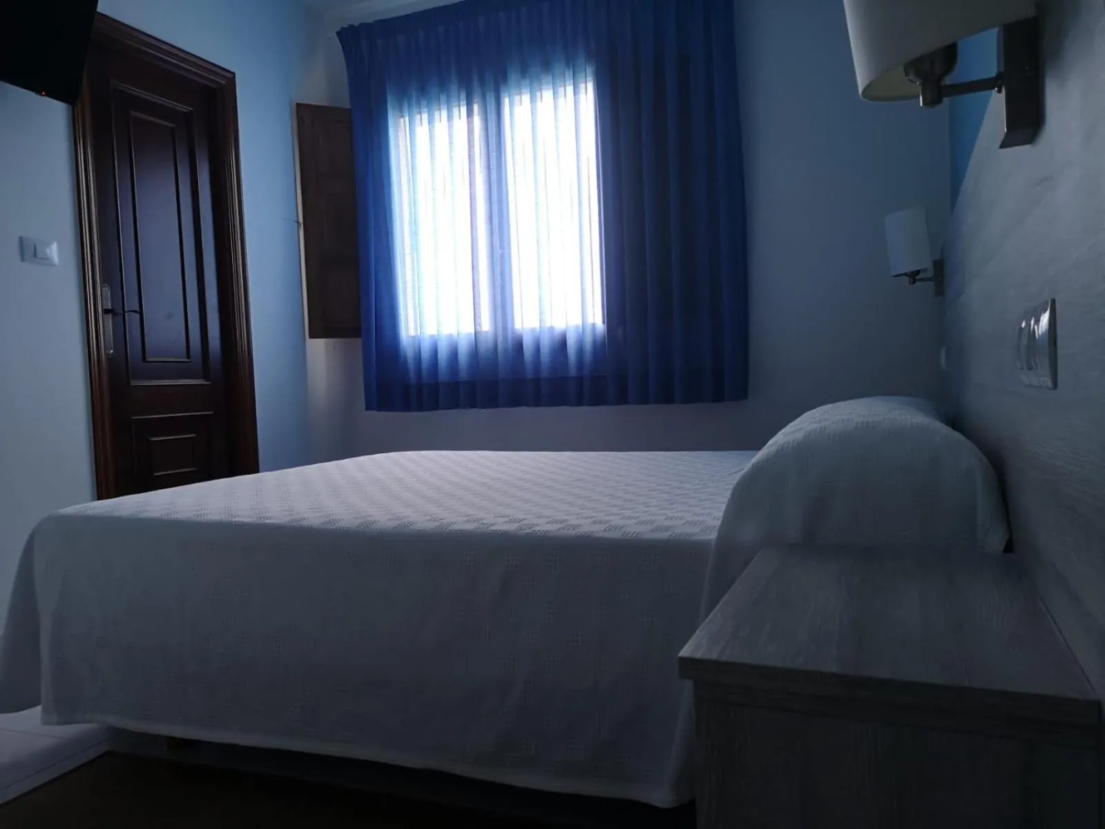 Photo of the whole room, Bed in Hotel Playa de las Catedrales