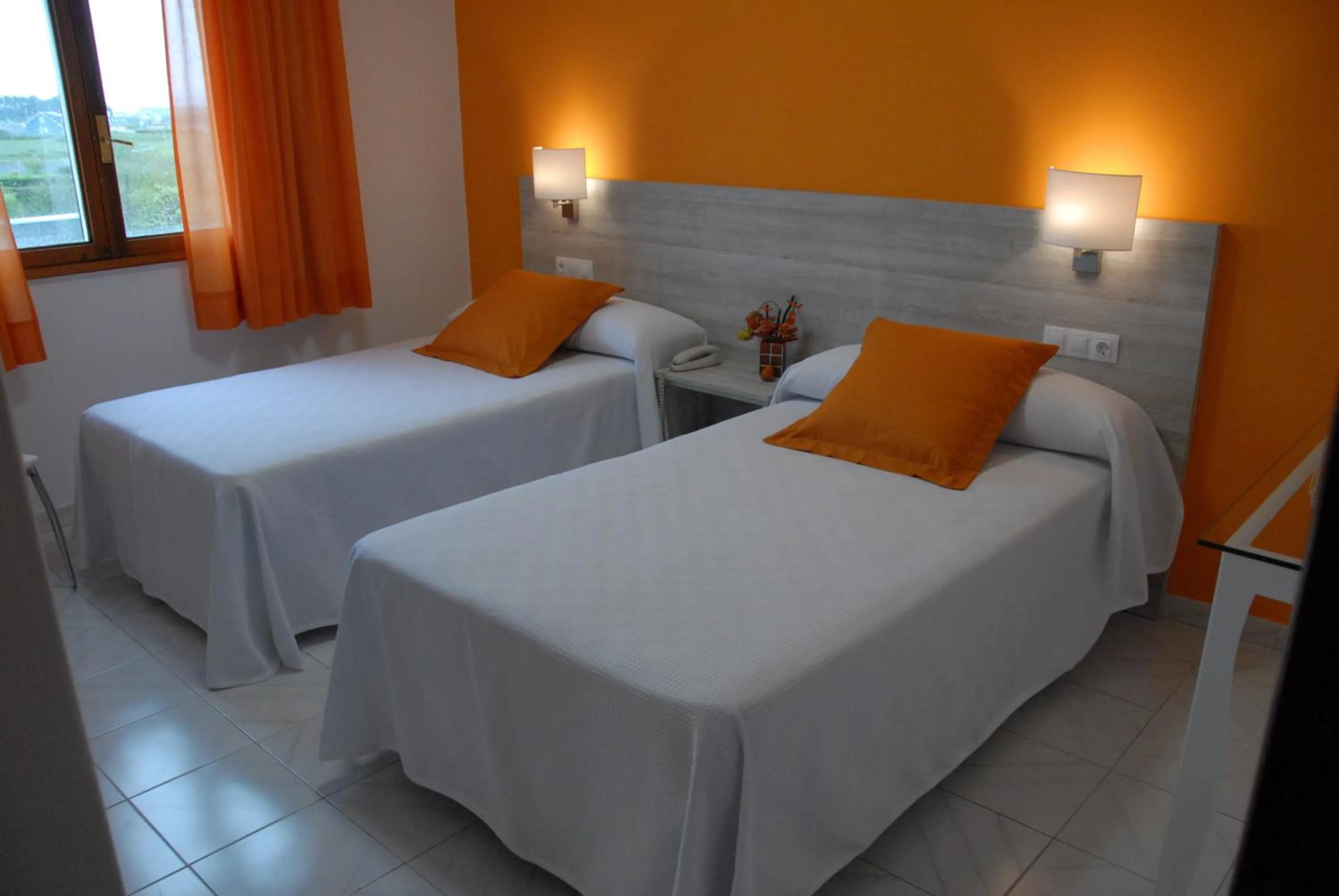 Bedroom, Bed in Hotel Playa de las Catedrales