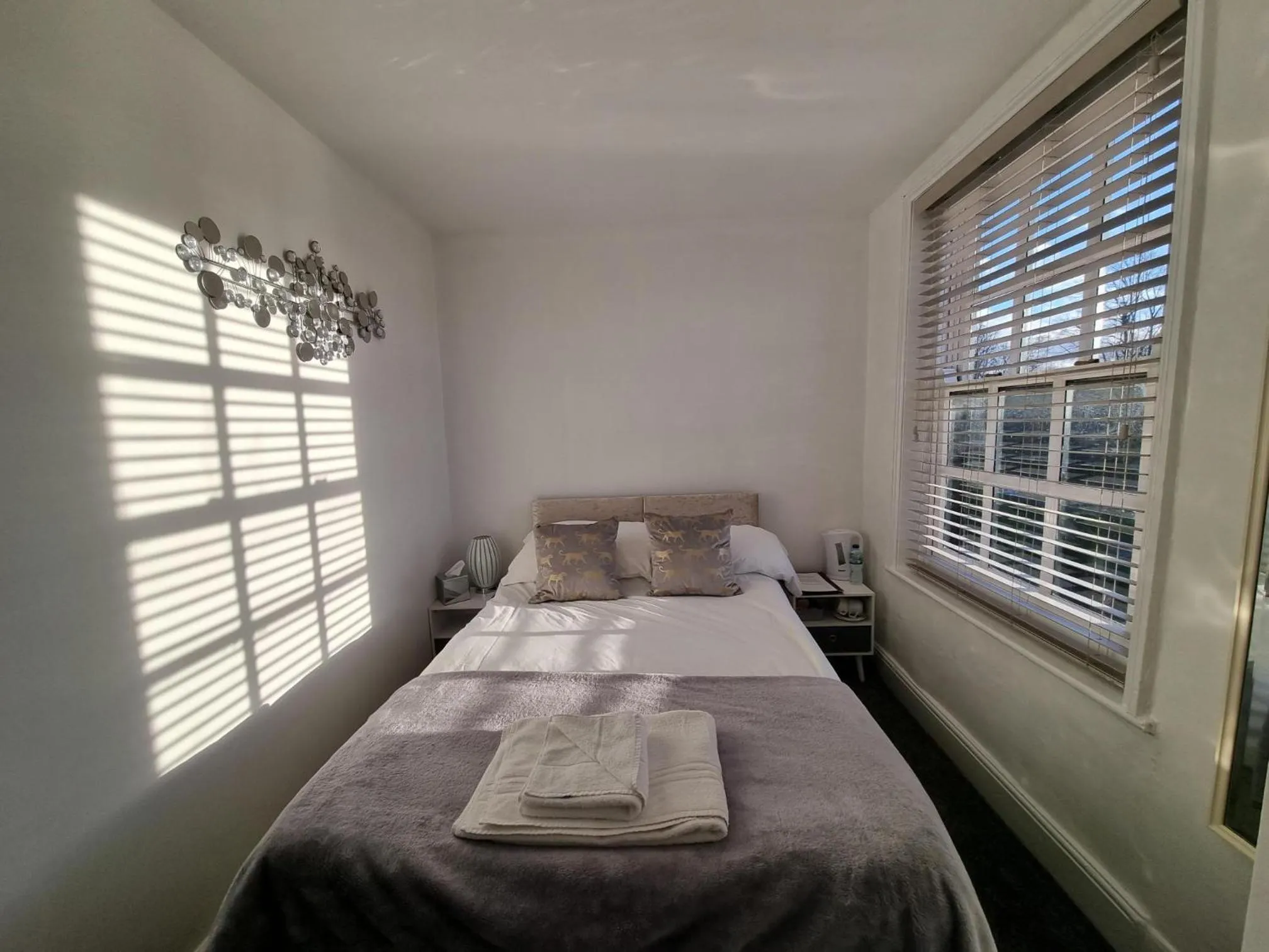 Bedroom, Bed in OYO The Leven