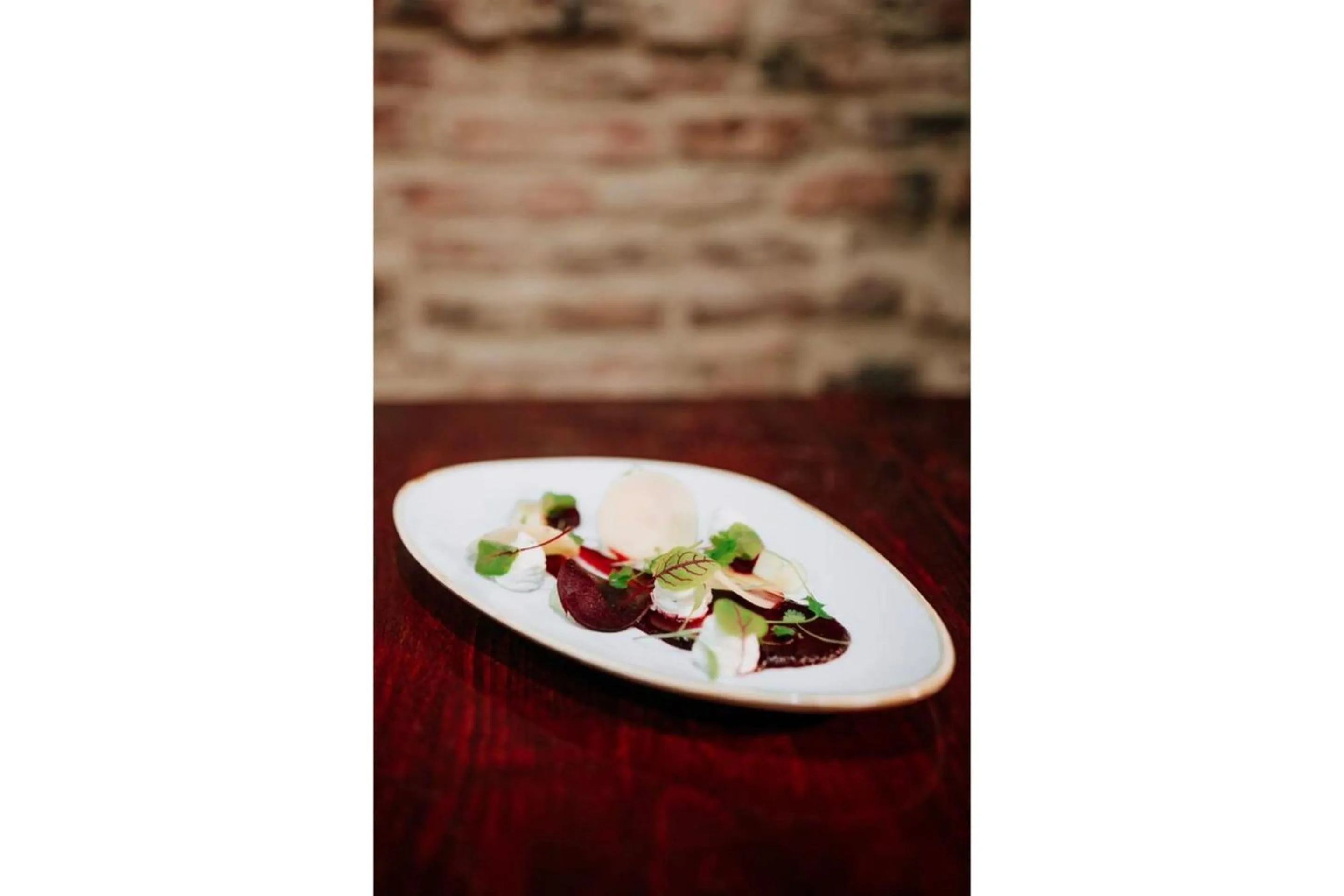 Restaurant/places to eat in OYO The Leven