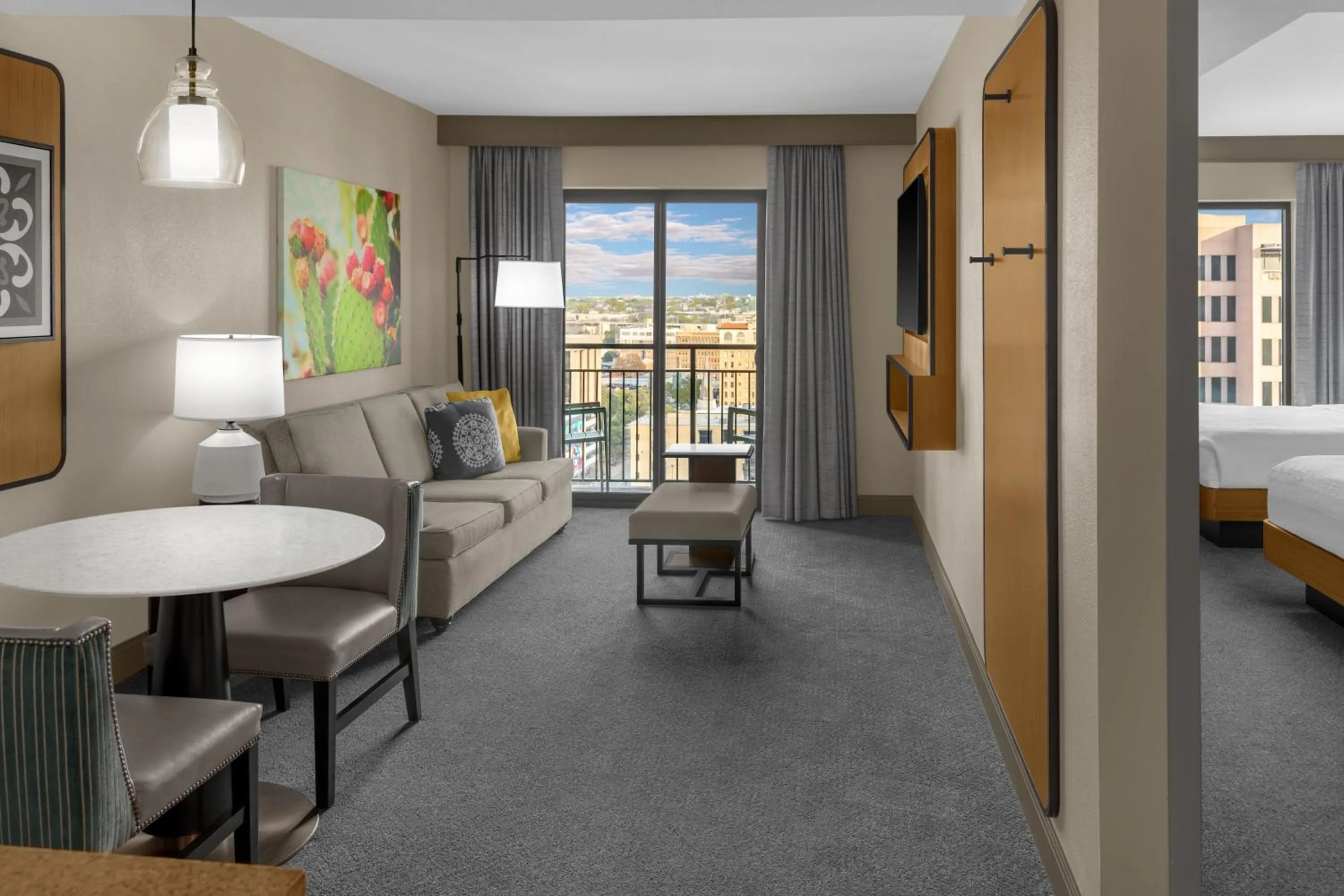 Bed in Embassy Suites San Antonio Riverwalk-Downtown