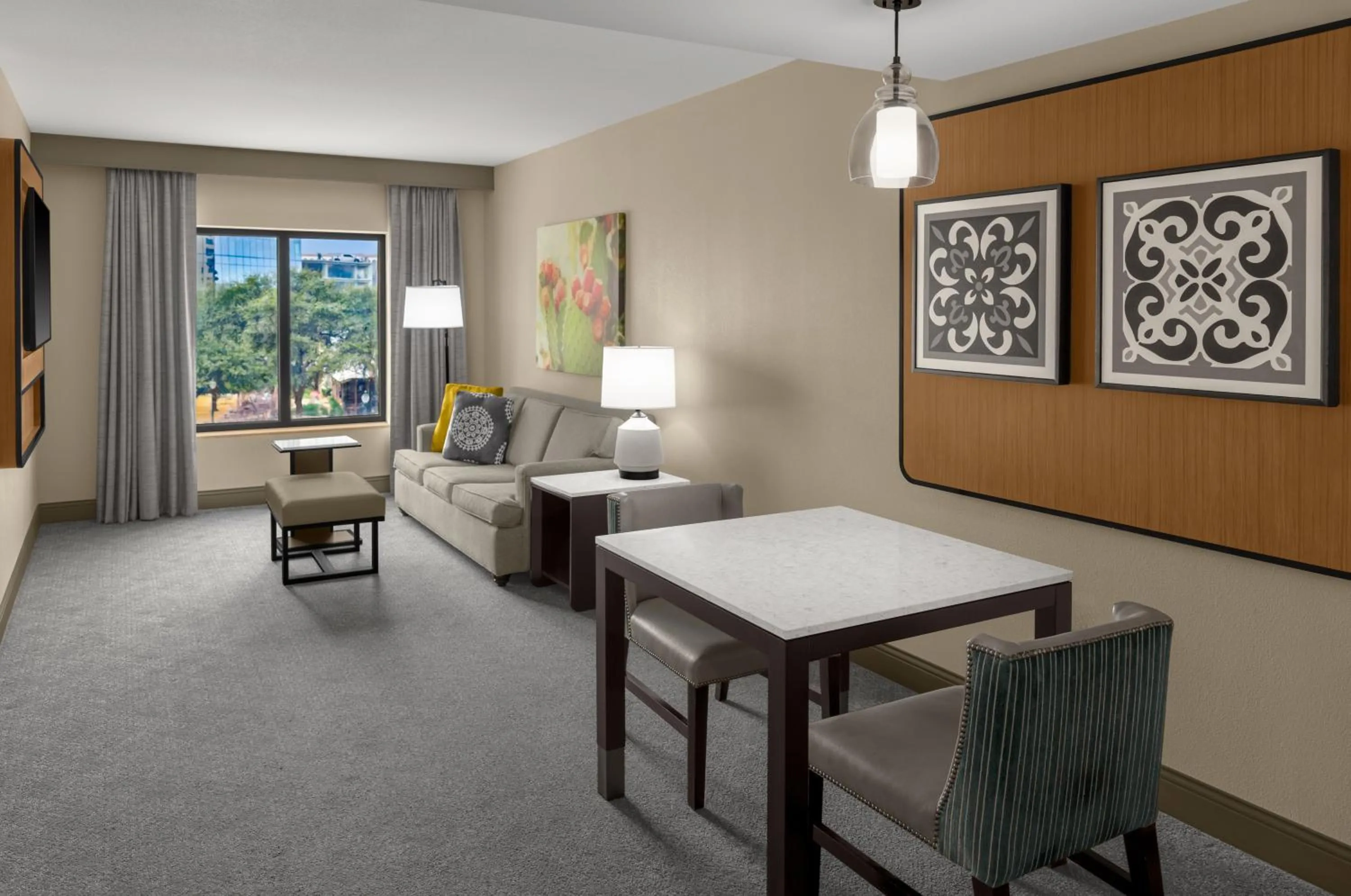 Living room in Embassy Suites San Antonio Riverwalk-Downtown