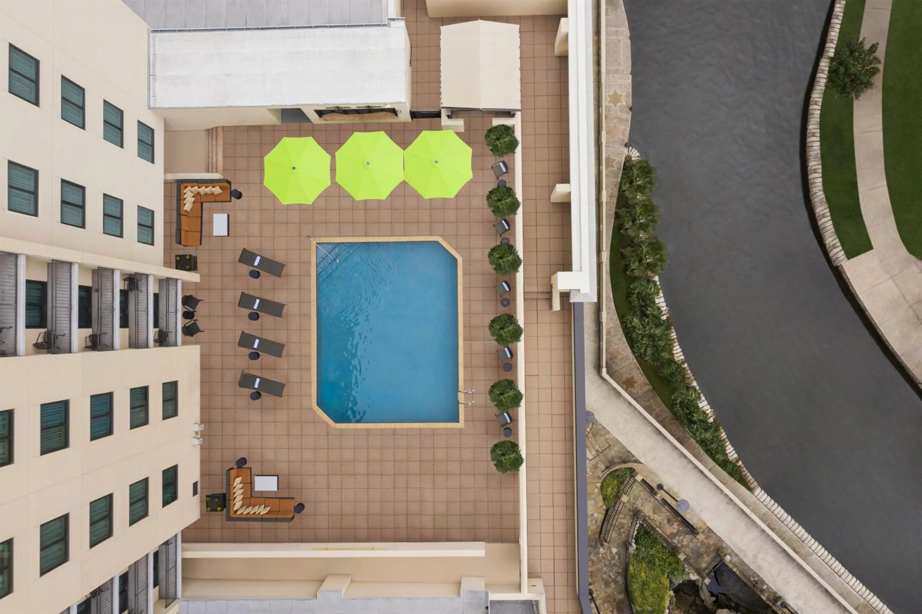 Pool view in Embassy Suites San Antonio Riverwalk-Downtown
