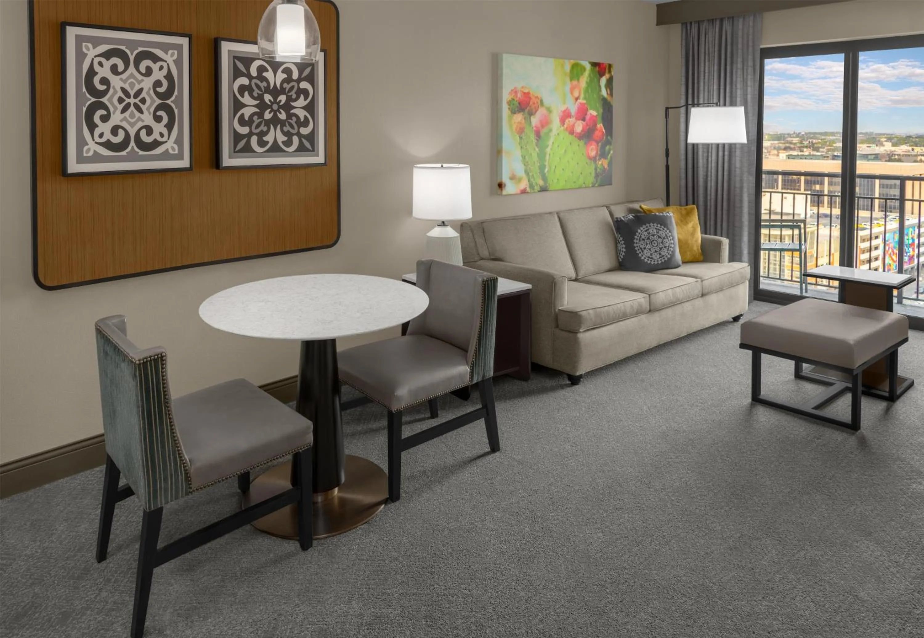 Living room in Embassy Suites San Antonio Riverwalk-Downtown