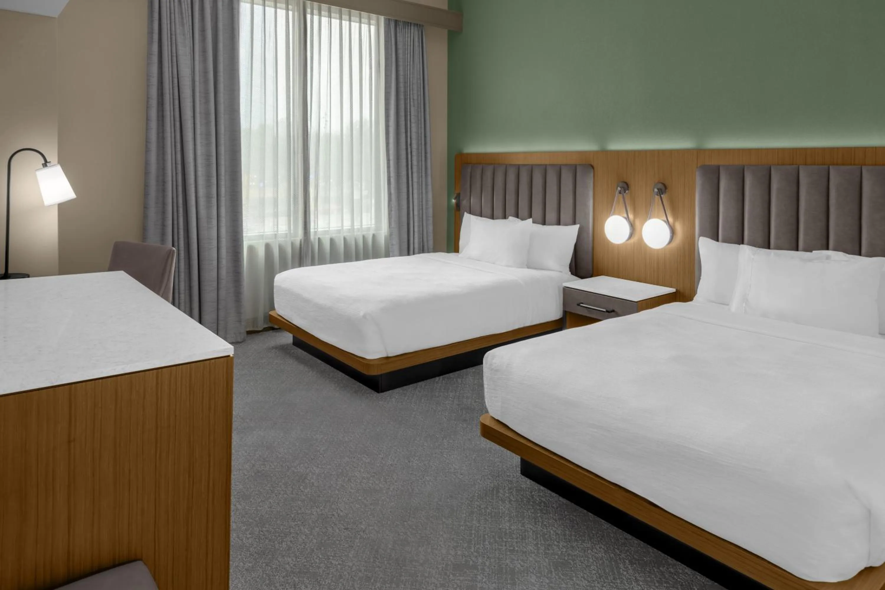 Bed in Embassy Suites San Antonio Riverwalk-Downtown