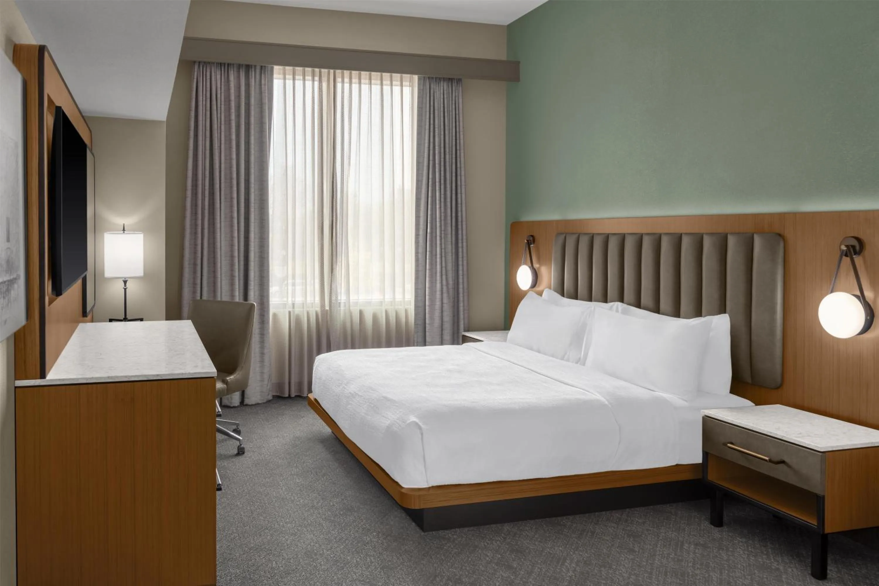 Bed in Embassy Suites San Antonio Riverwalk-Downtown