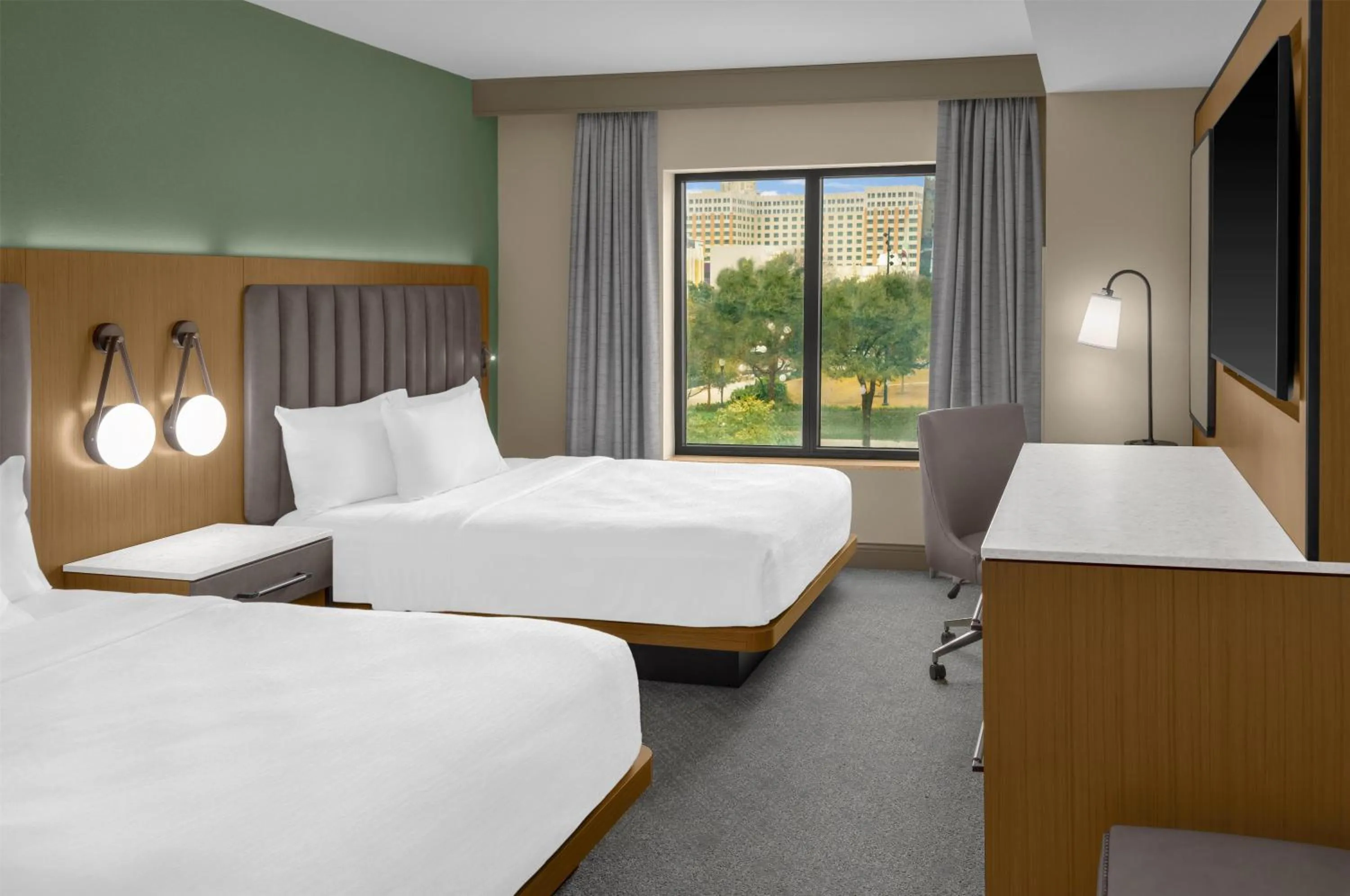 Bed in Embassy Suites San Antonio Riverwalk-Downtown