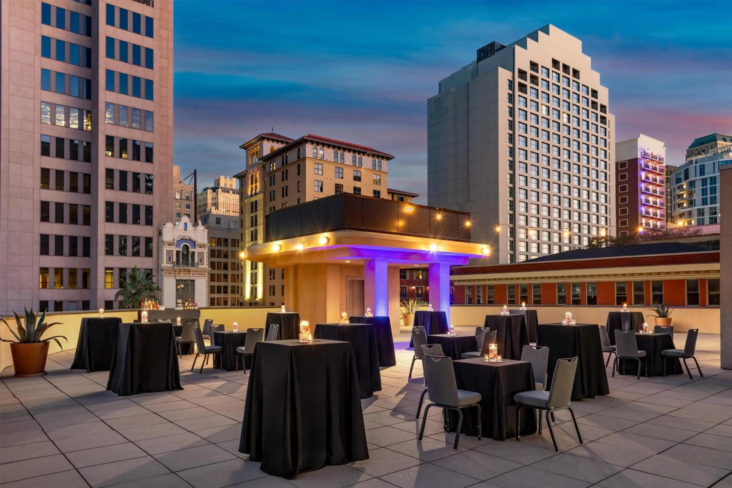 Patio in Embassy Suites San Antonio Riverwalk-Downtown
