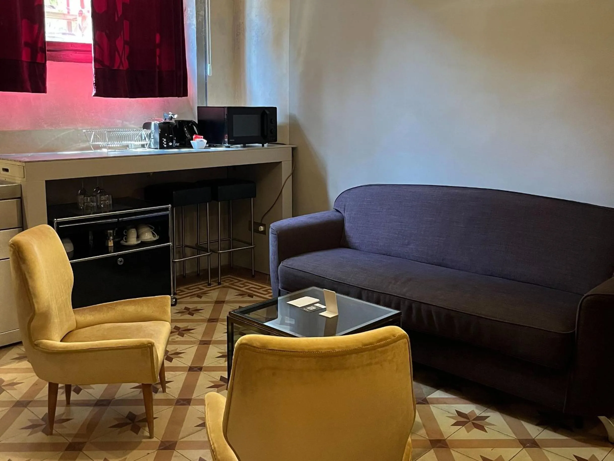 Kitchen or kitchenette in Numa Florence Palazzo San Niccolò