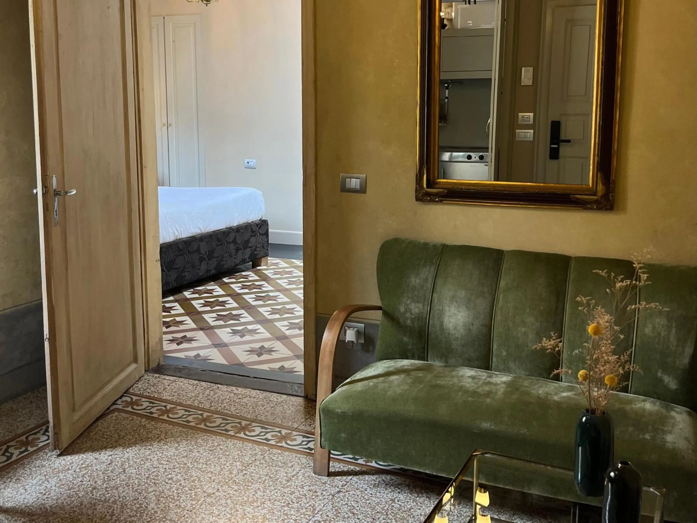 Seating area in Numa Florence Palazzo San Niccolò