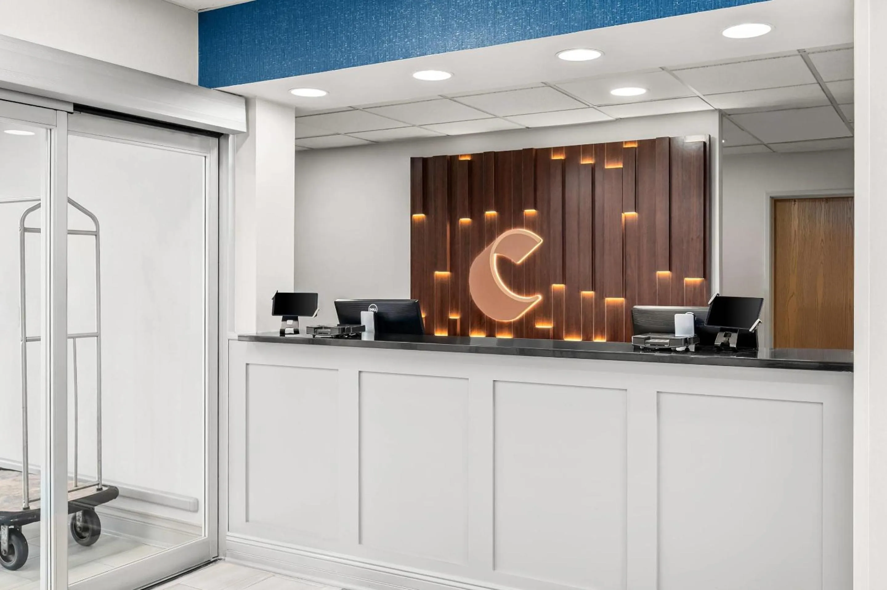 Lobby or reception in Comfort Inn Indianapolis East