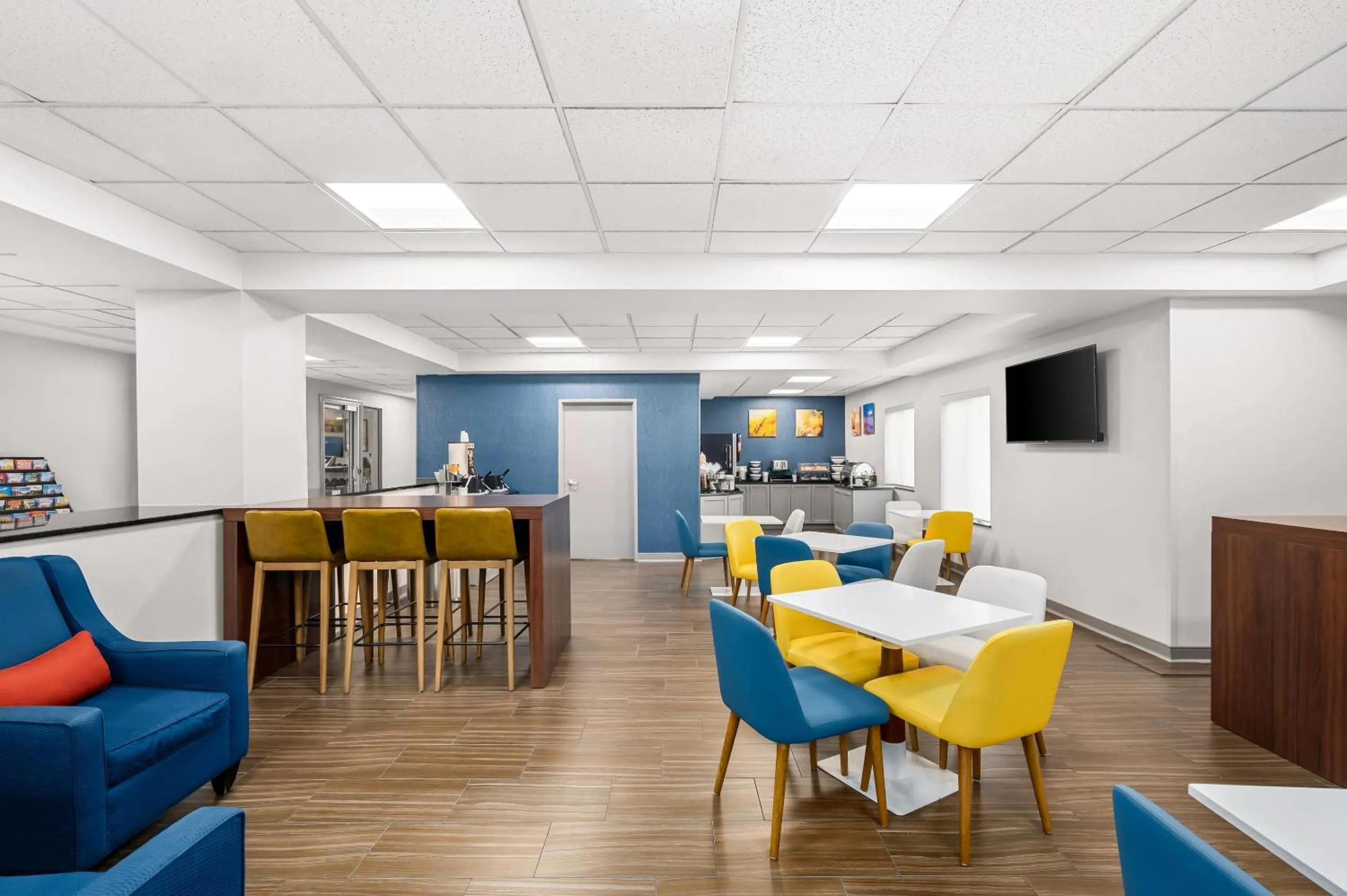 Breakfast in Comfort Inn Indianapolis East