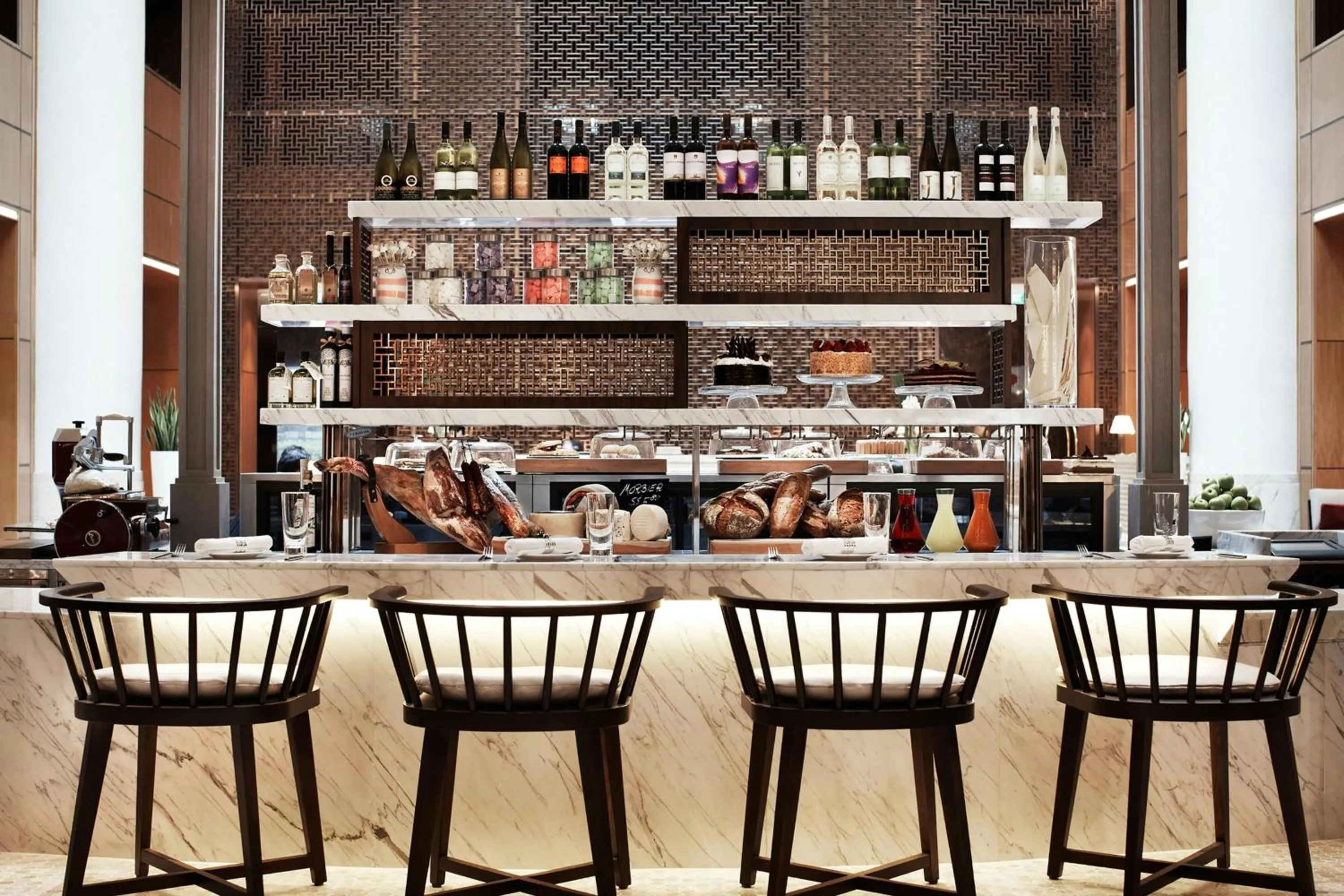 Restaurant/places to eat in Singapore Marriott Tang Plaza Hotel