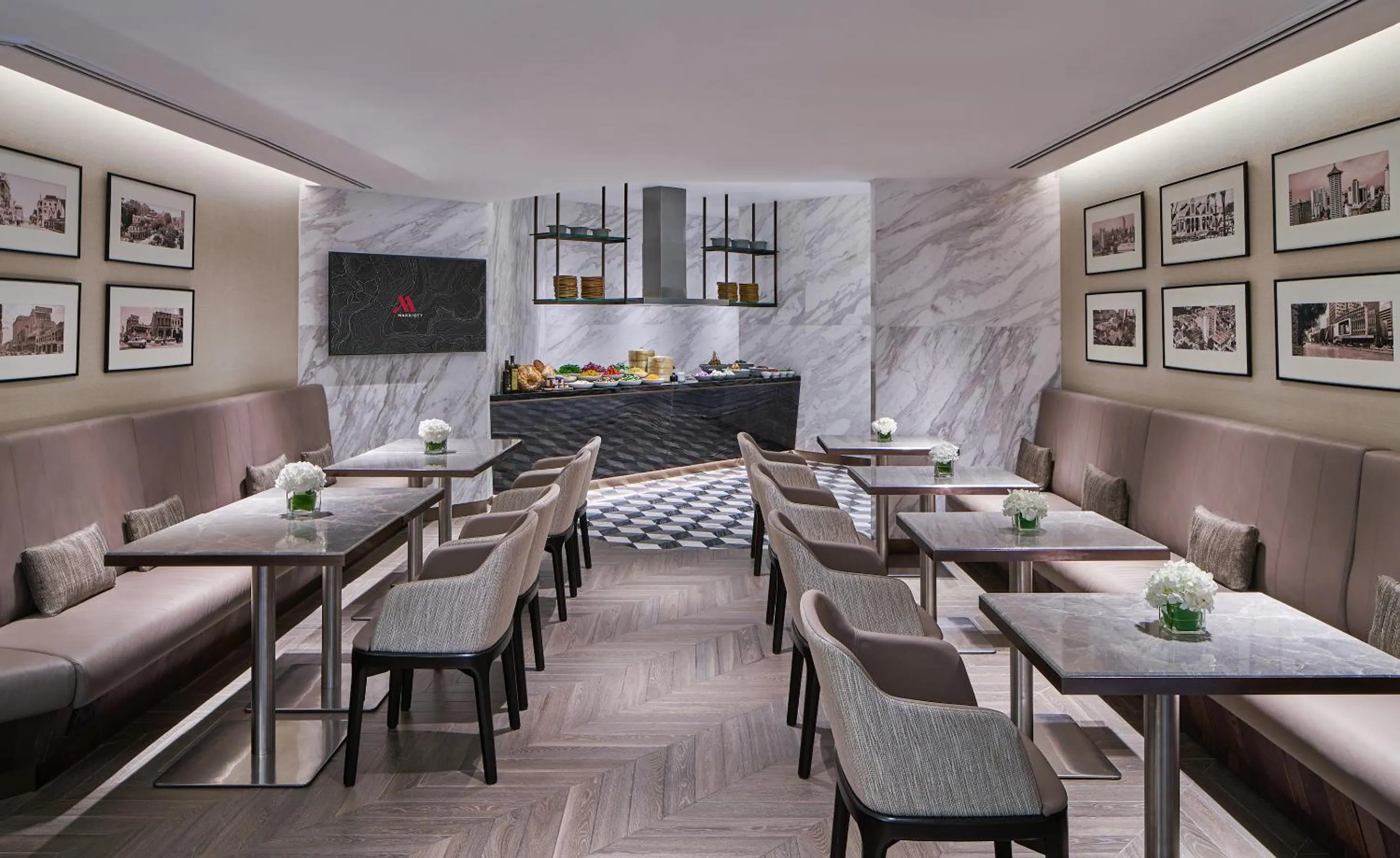 Lounge or bar in Singapore Marriott Tang Plaza Hotel