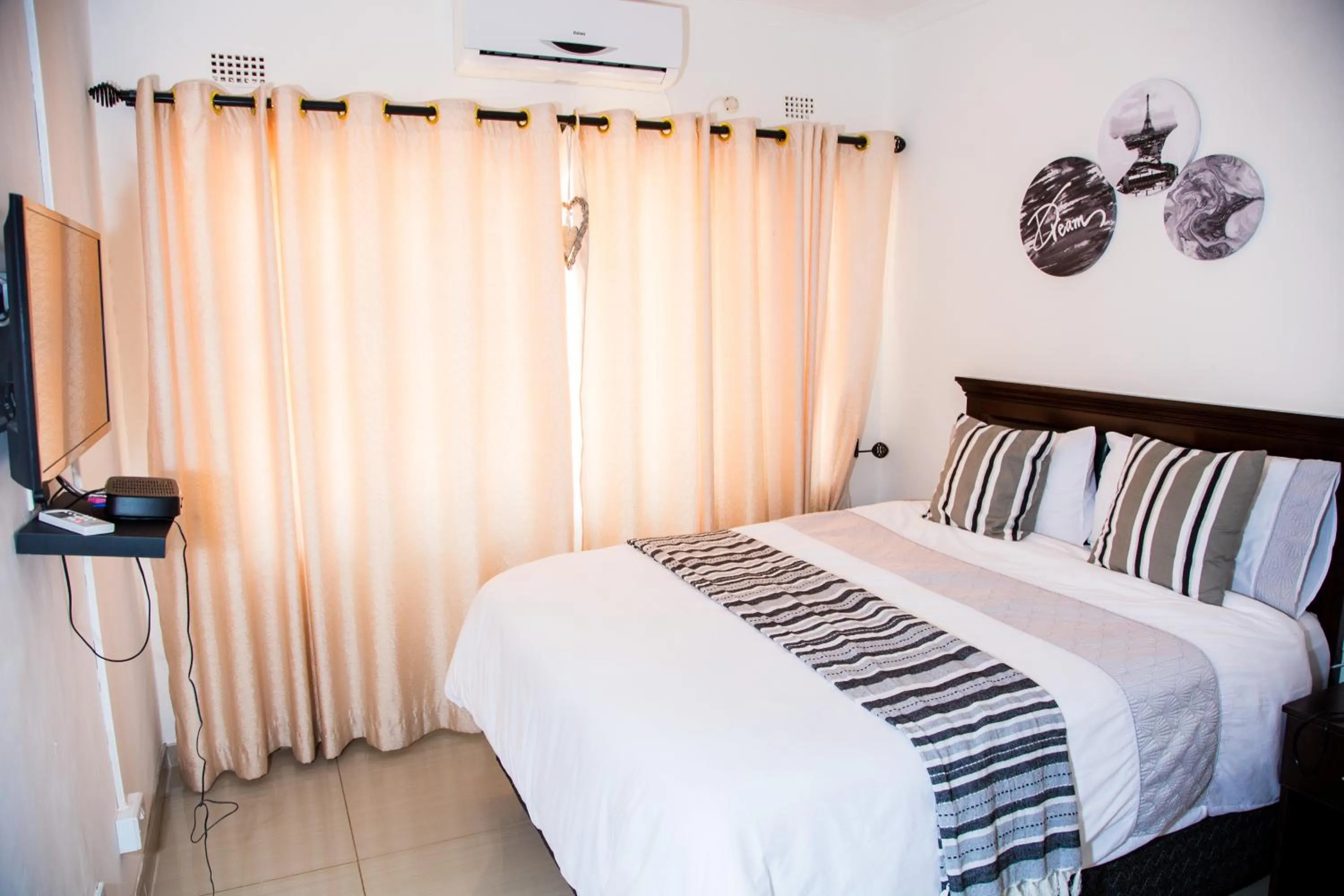 Bed in Mt Pleasant Bed and Breakfast Ltd