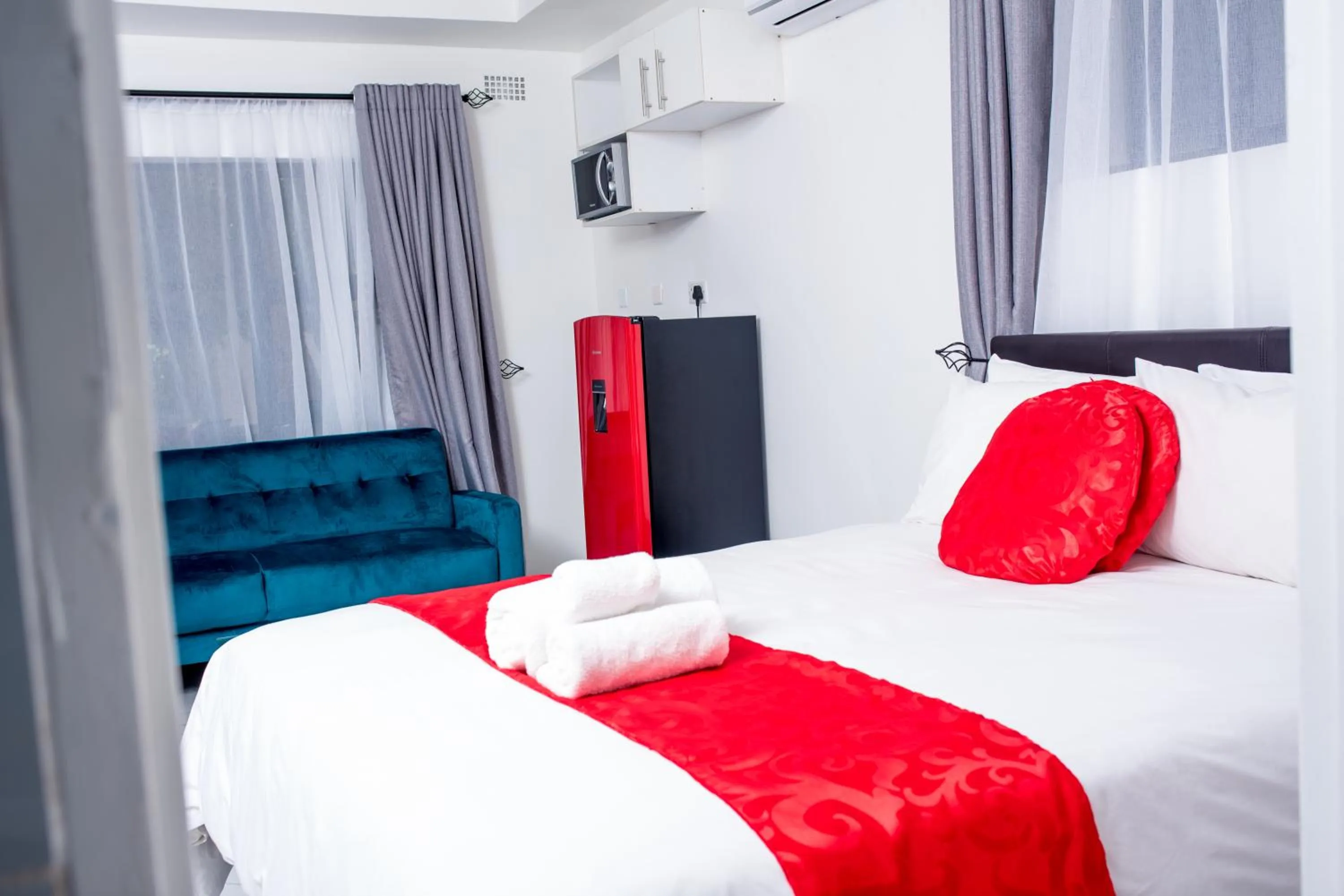 Photo of the whole room, Bed in Mt Pleasant Bed and Breakfast Ltd