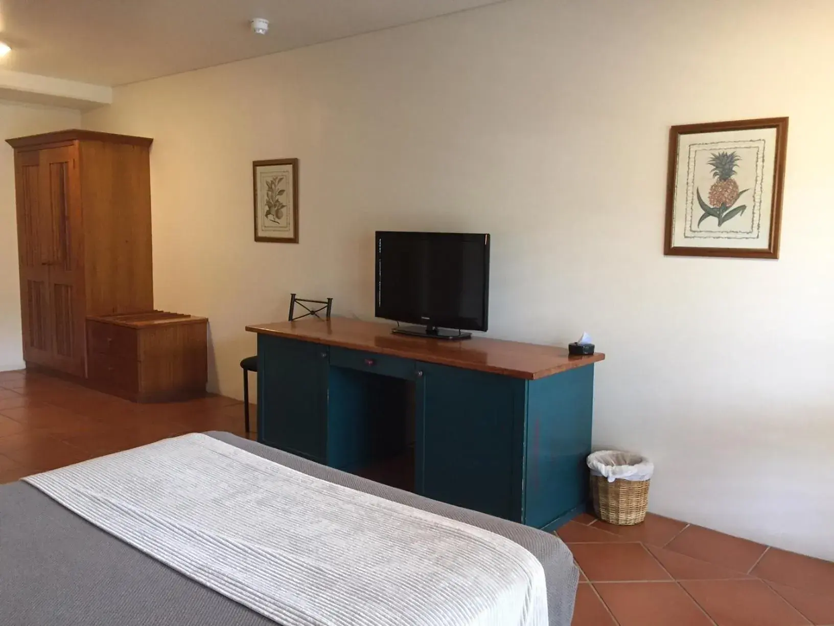 Standard Double Room in Sovereign Resort Hotel Standard Double Room in Sovereign Resort Hotel