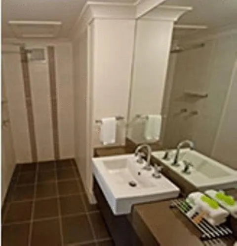 Bathroom in Sovereign Resort Hotel