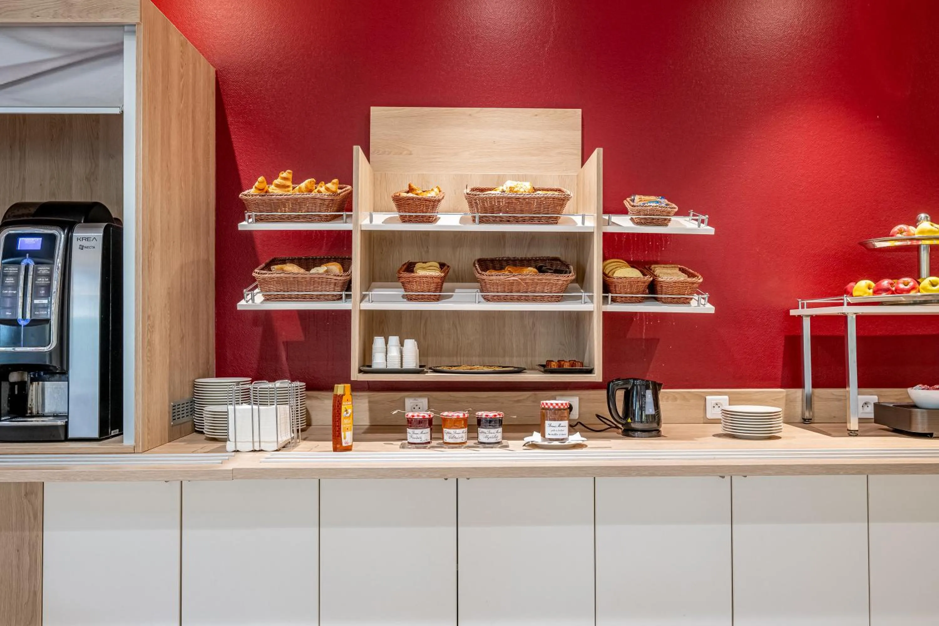 Breakfast in Ace Hotel Bordeaux Cestas