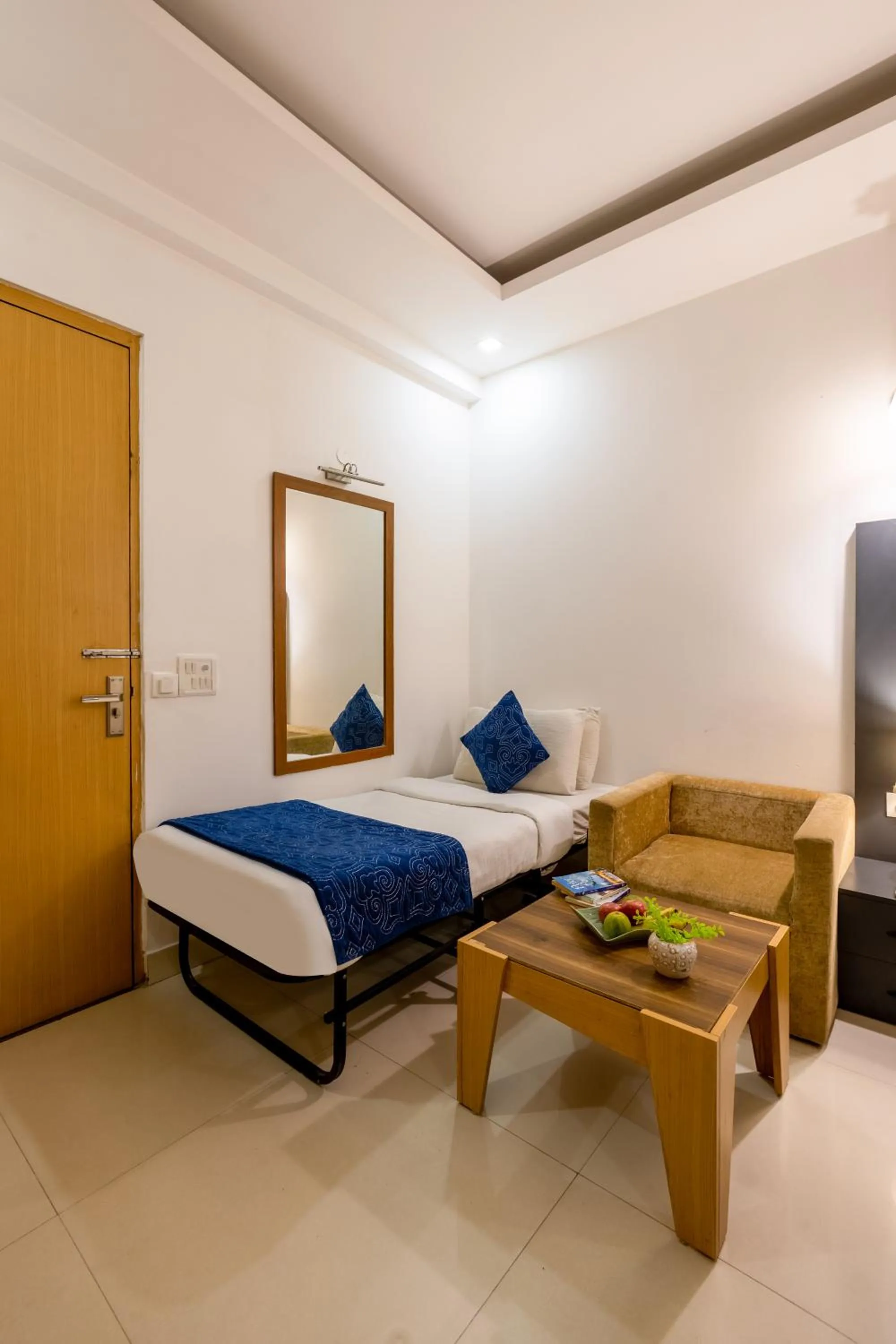 Area and facilities, Bed in Arch - Near Aerocity New Delhi