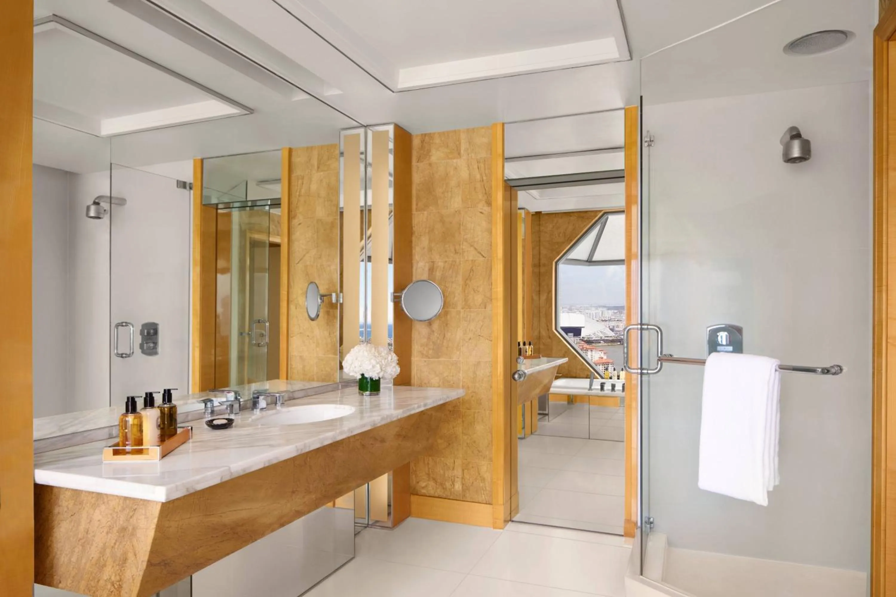 Bathroom in The Ritz-Carlton, Millenia Singapore