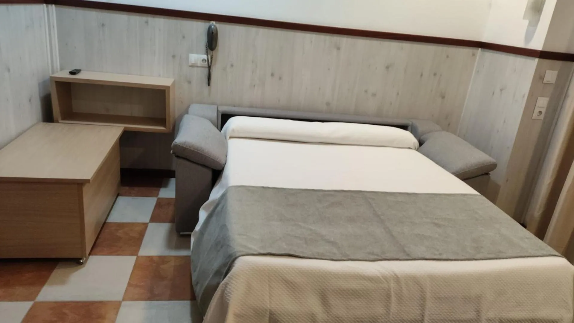 Photo of the whole room, Bed in Don Paula