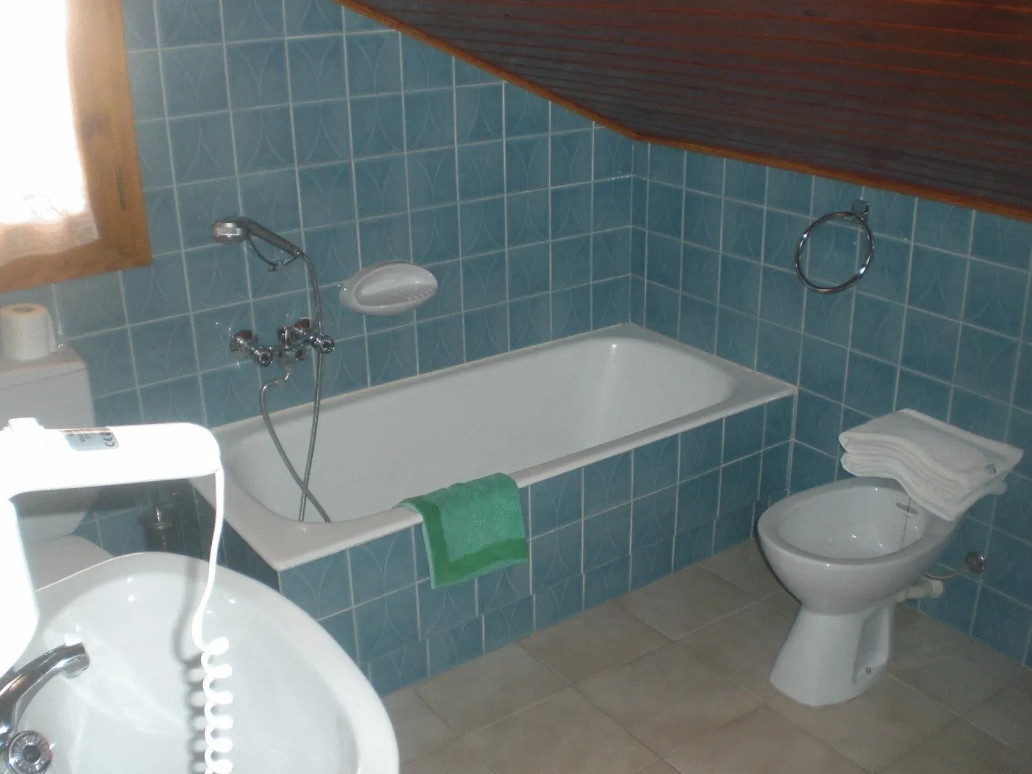 Bathroom in Roch Hotel