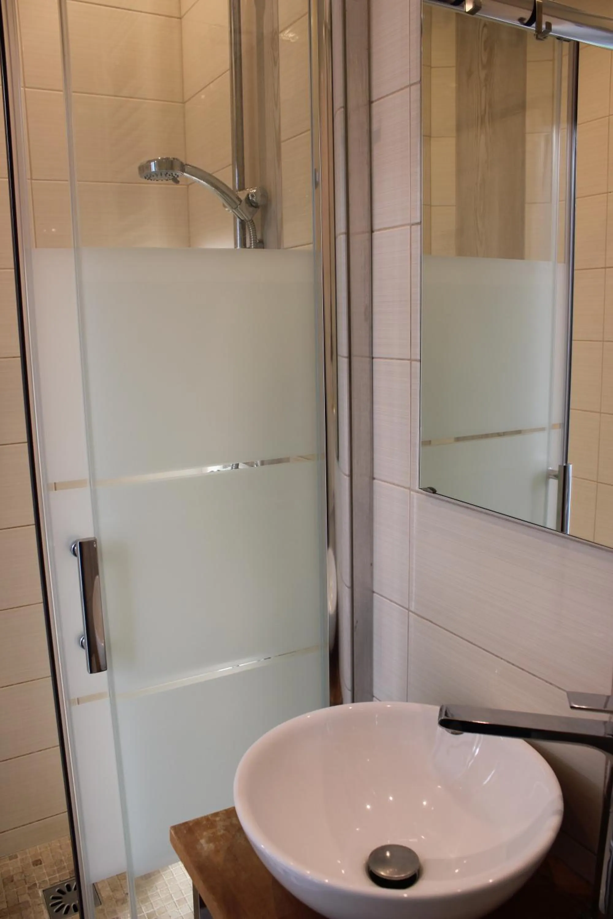 Bathroom in Hôtel La Villa des Oliviers