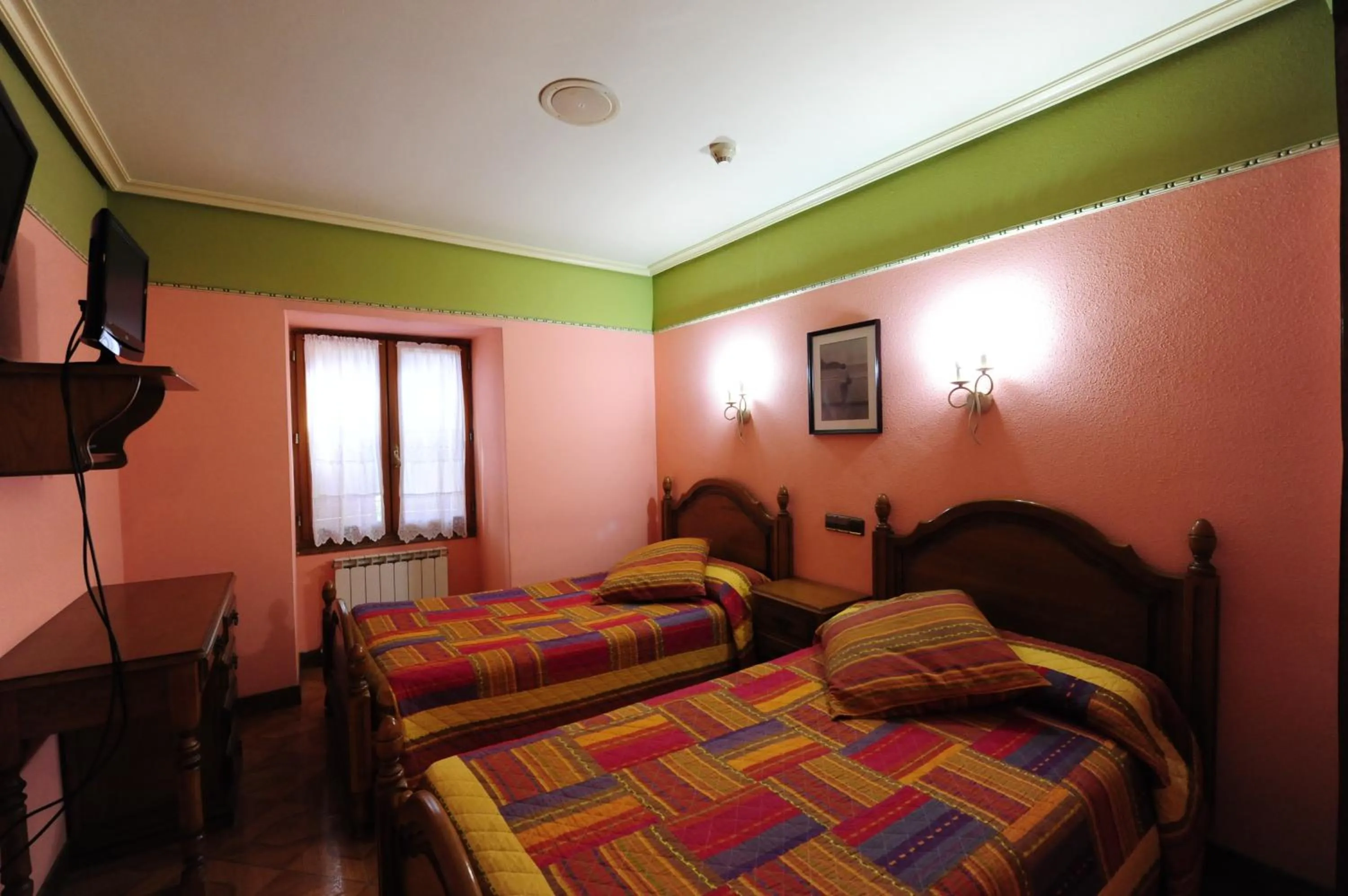 Photo of the whole room, Bed in Hotel Rural Bereau