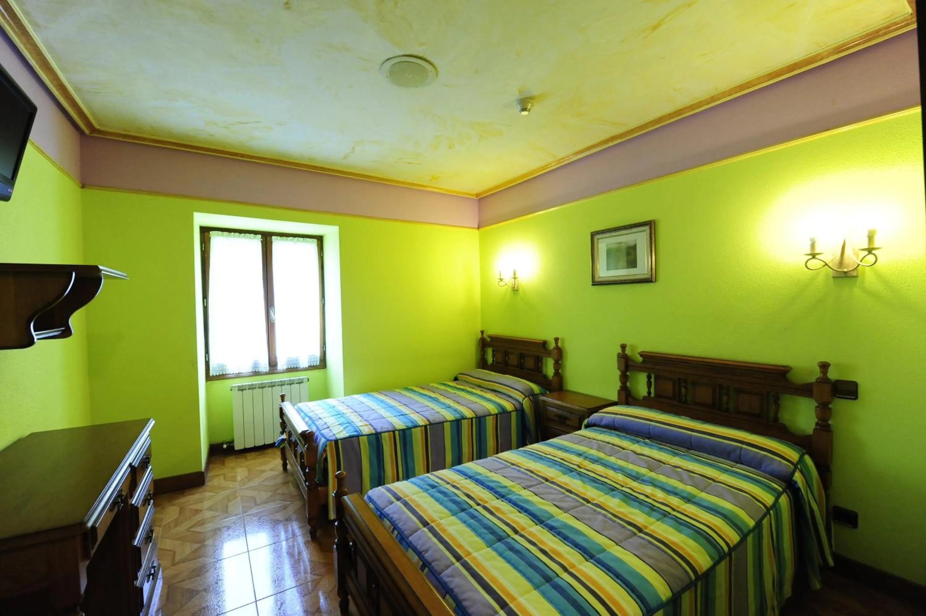 Photo of the whole room, Bed in Hotel Rural Bereau