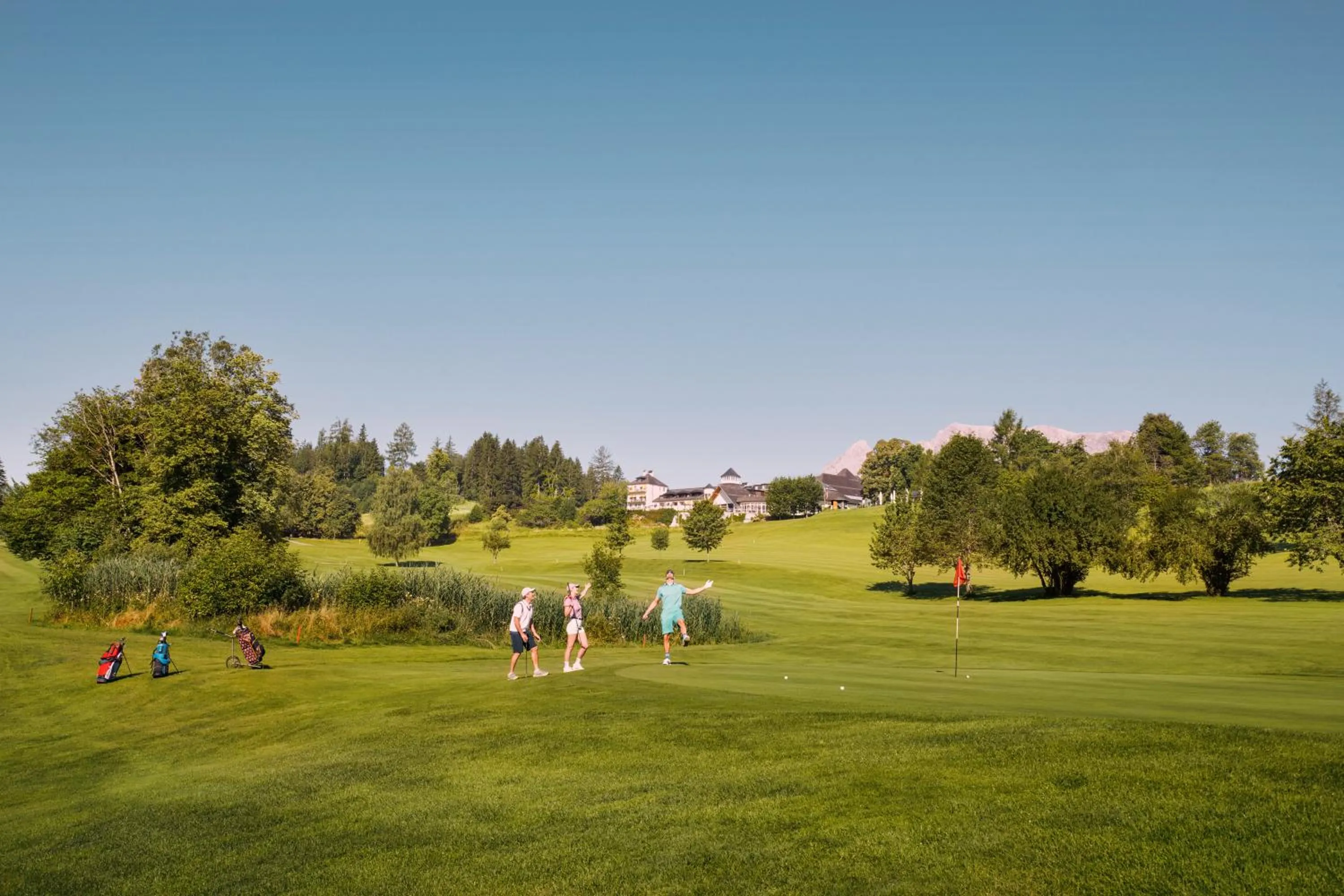 Golfcourse in IMLAUER Hotel Schloss Pichlarn
