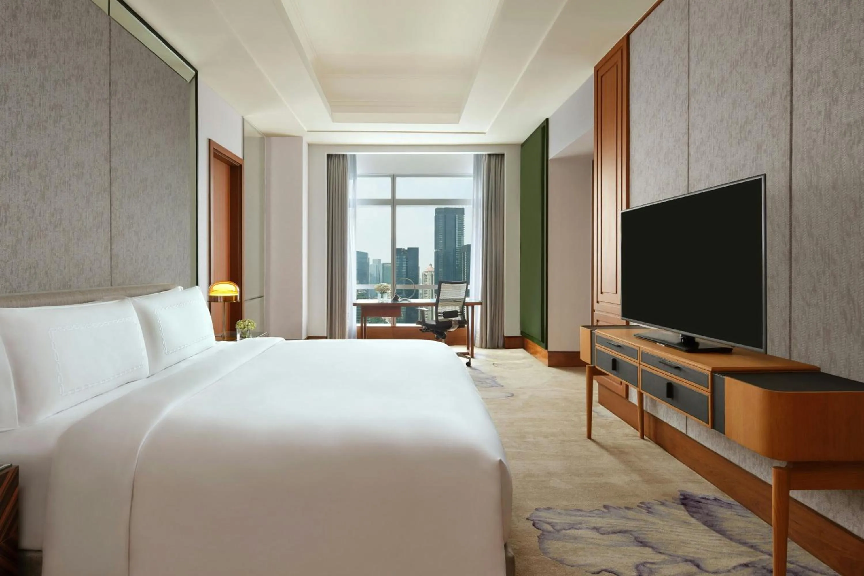 Photo of the whole room, Bed in The Ritz-Carlton Jakarta, Pacific Place